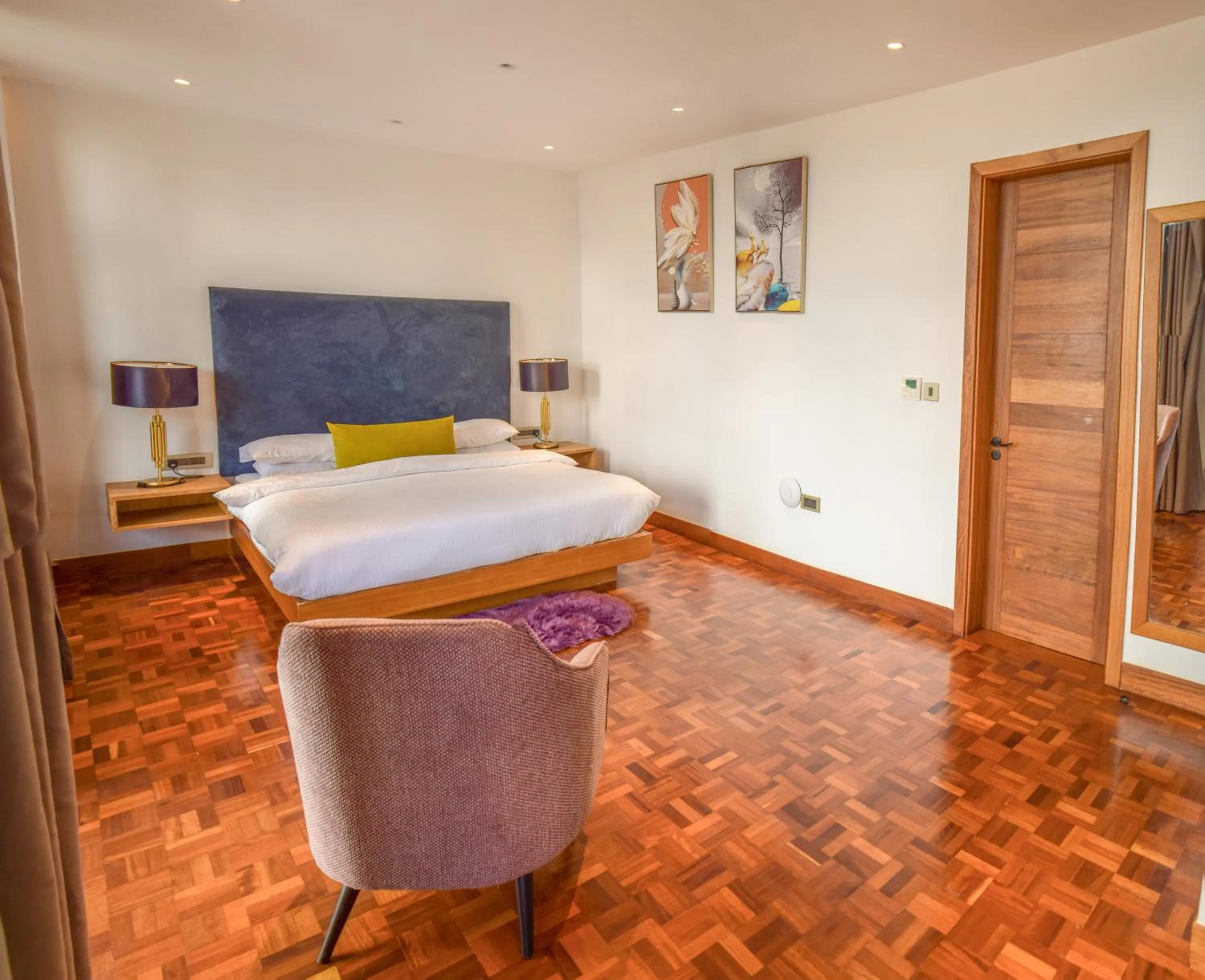 Bedroom, Bed in Broadwalk Residency