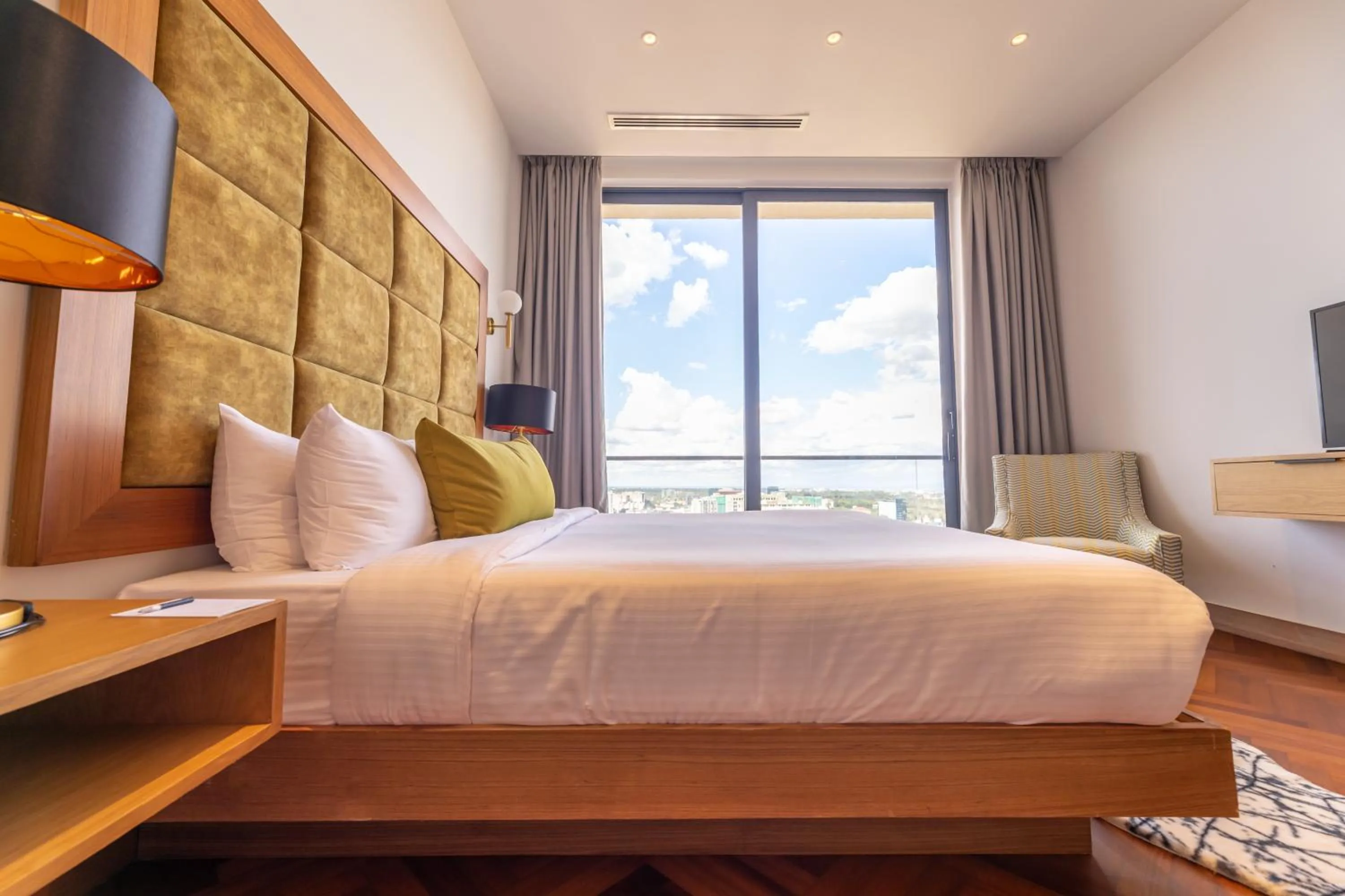 Bedroom, Bed in Broadwalk Residency