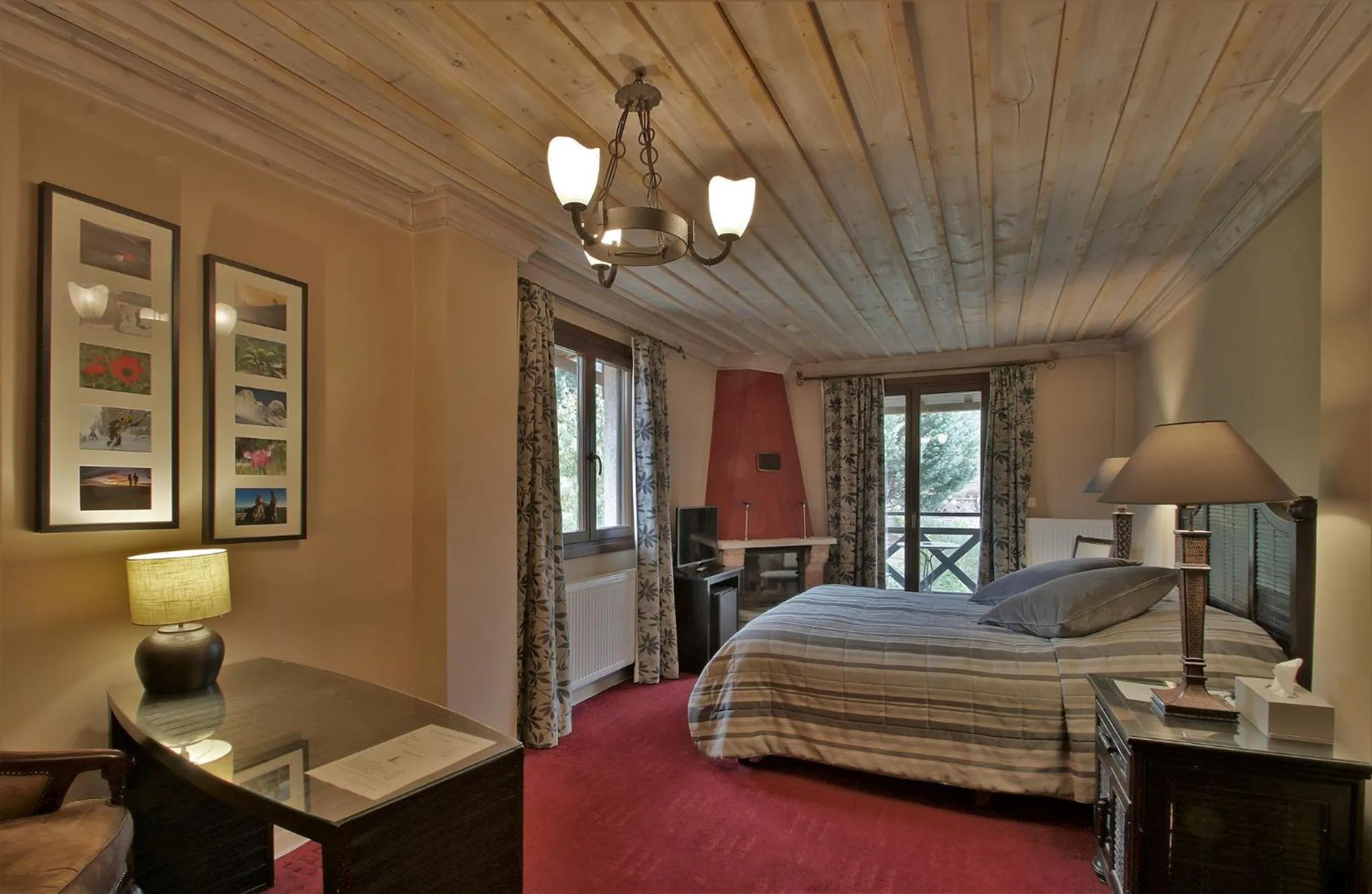 Bed in Boutique Hotel Skamnos Arachova