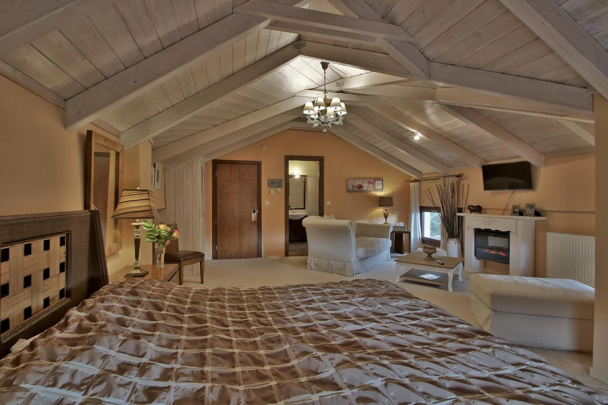 Bedroom, Bed in Boutique Hotel Skamnos Arachova