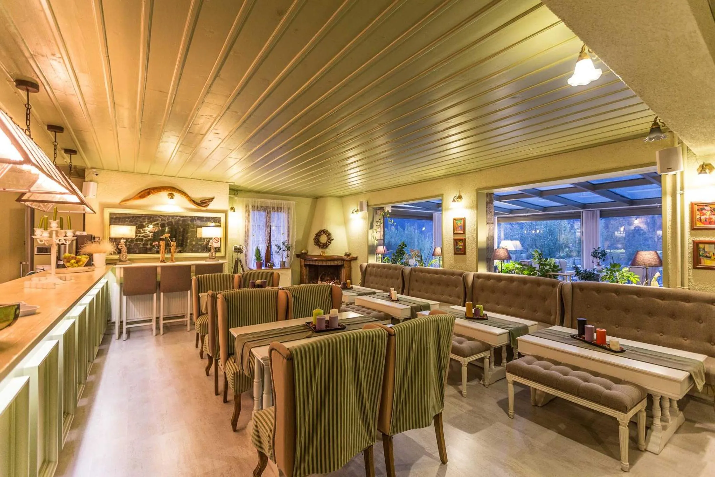 Lounge or bar in Boutique Hotel Skamnos Arachova