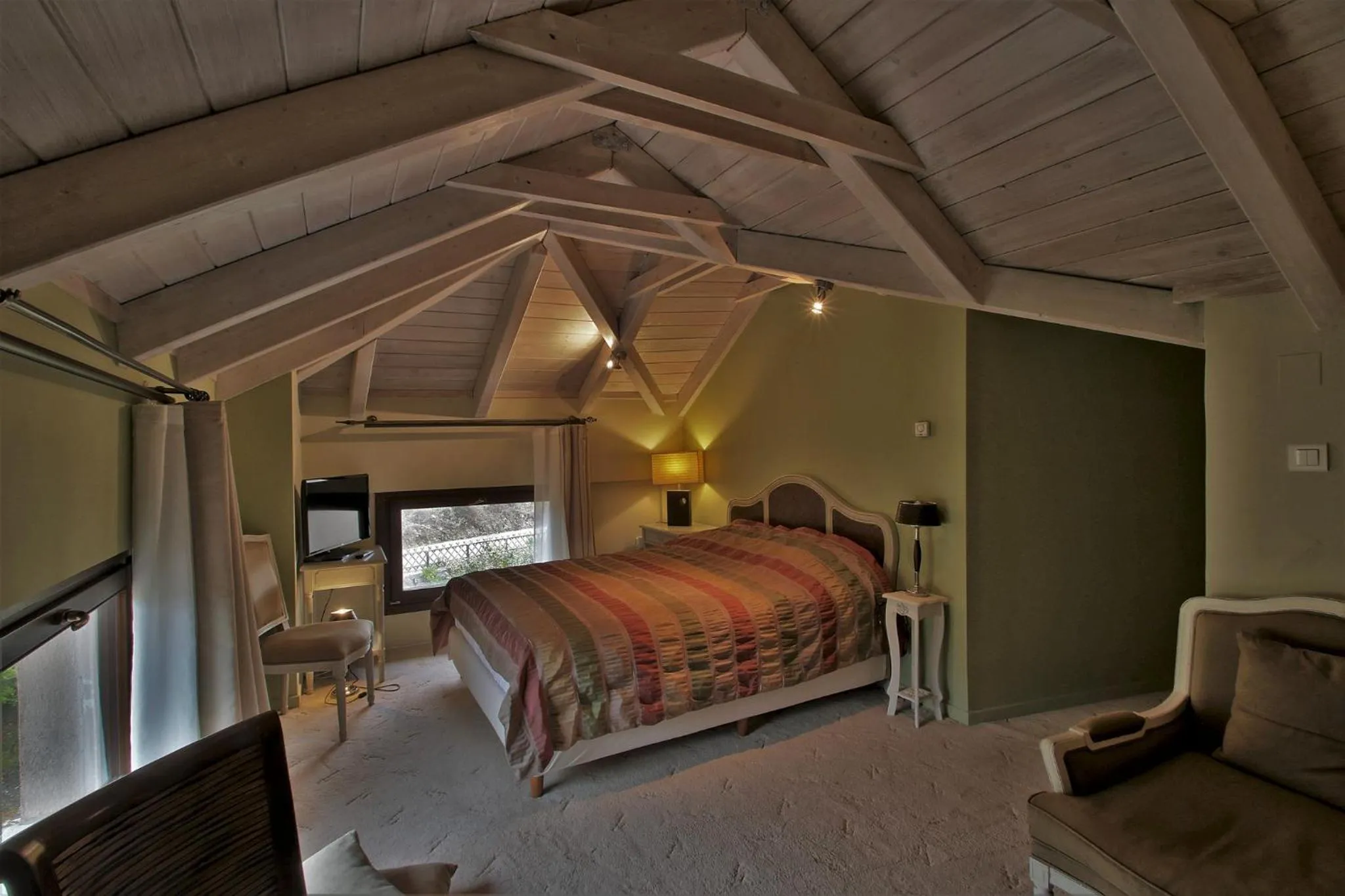 Bed in Boutique Hotel Skamnos Arachova