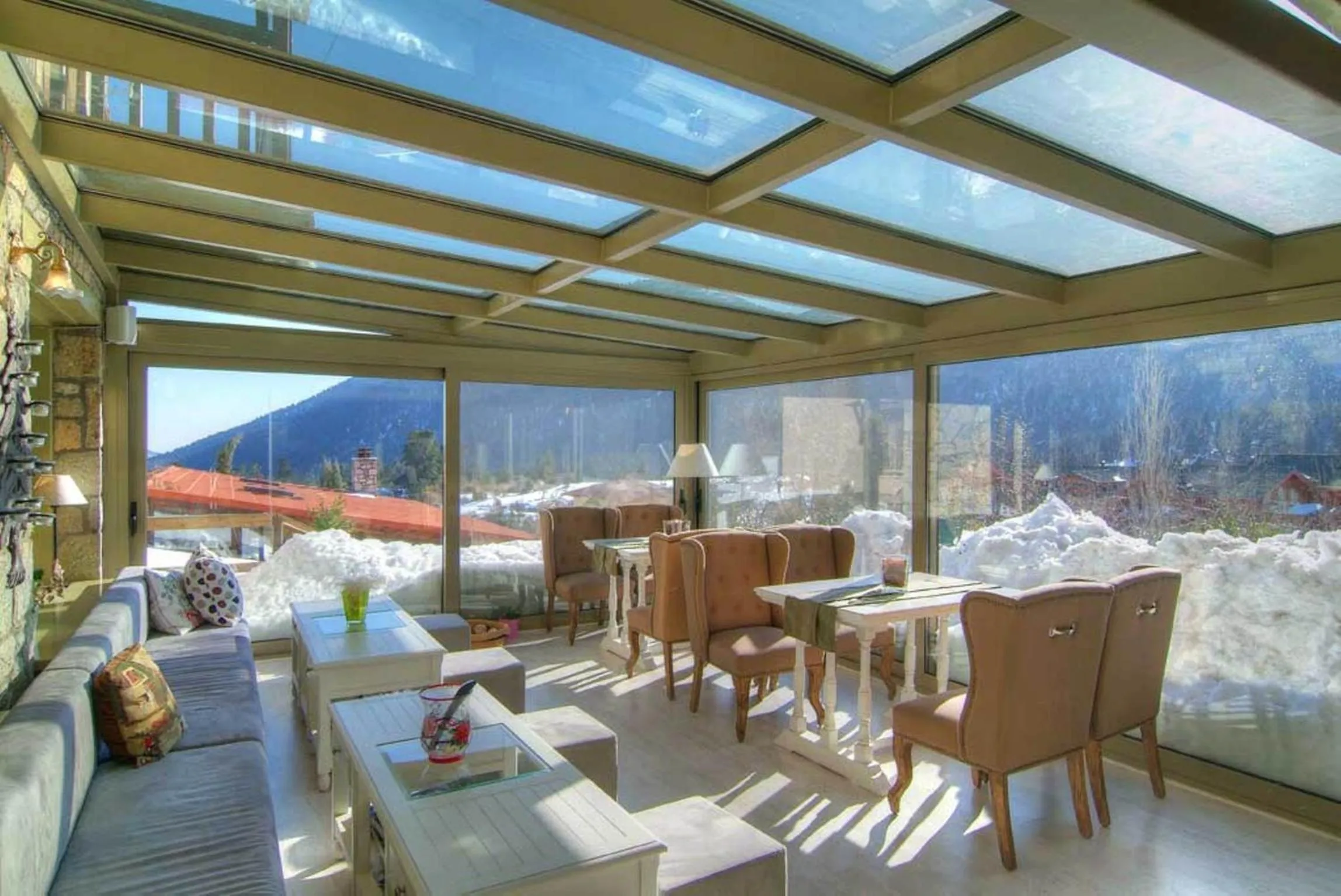 Patio in Boutique Hotel Skamnos Arachova