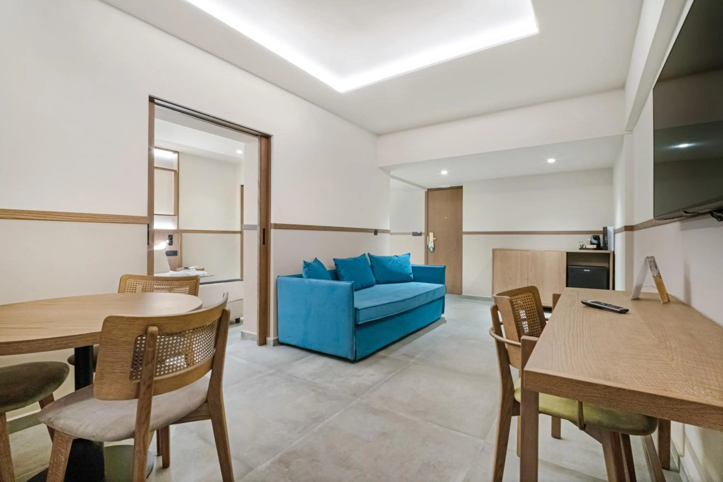 TV and multimedia in Capsis Astoria Heraklion