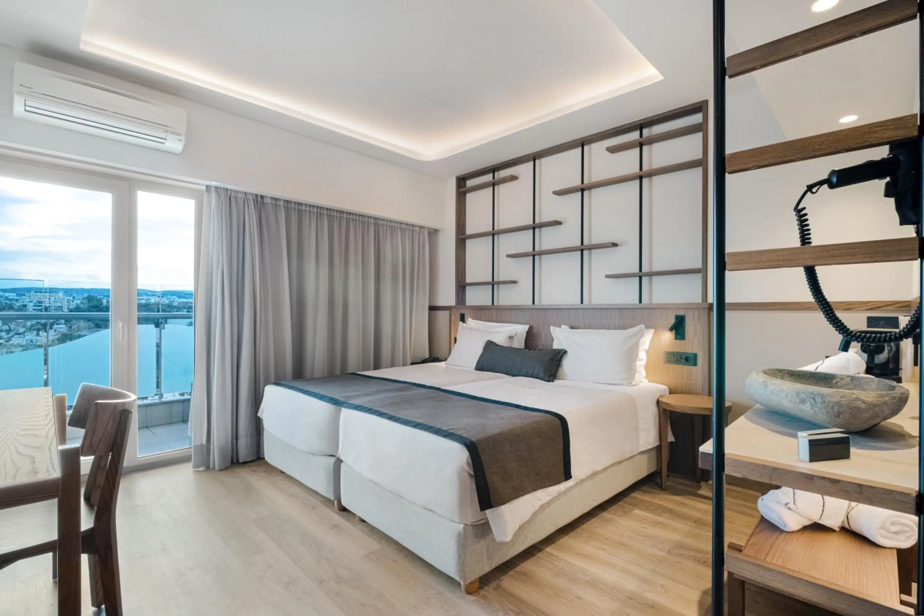 Bed in Capsis Astoria Heraklion