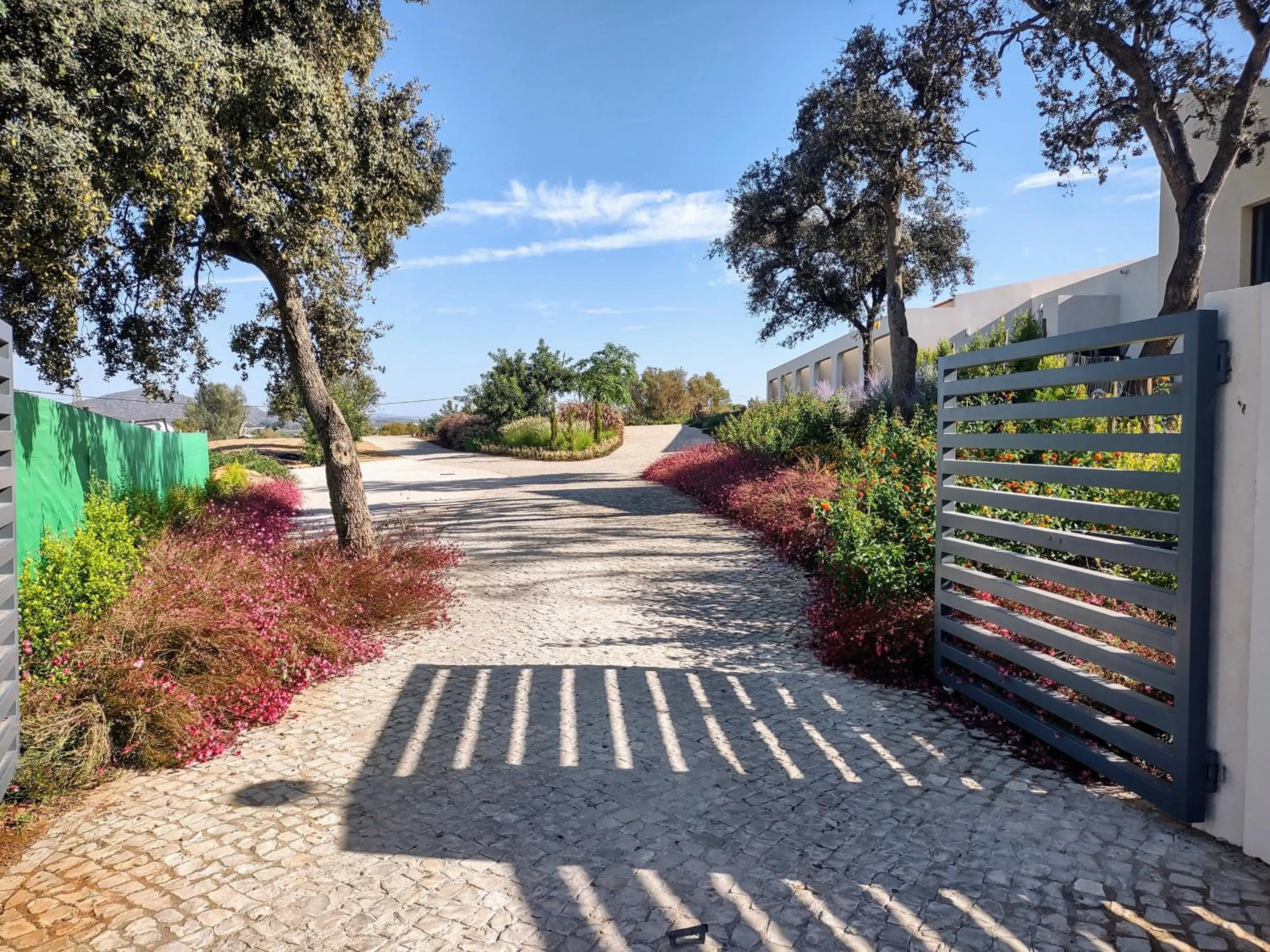 Facade/entrance in Suites Sunny hill