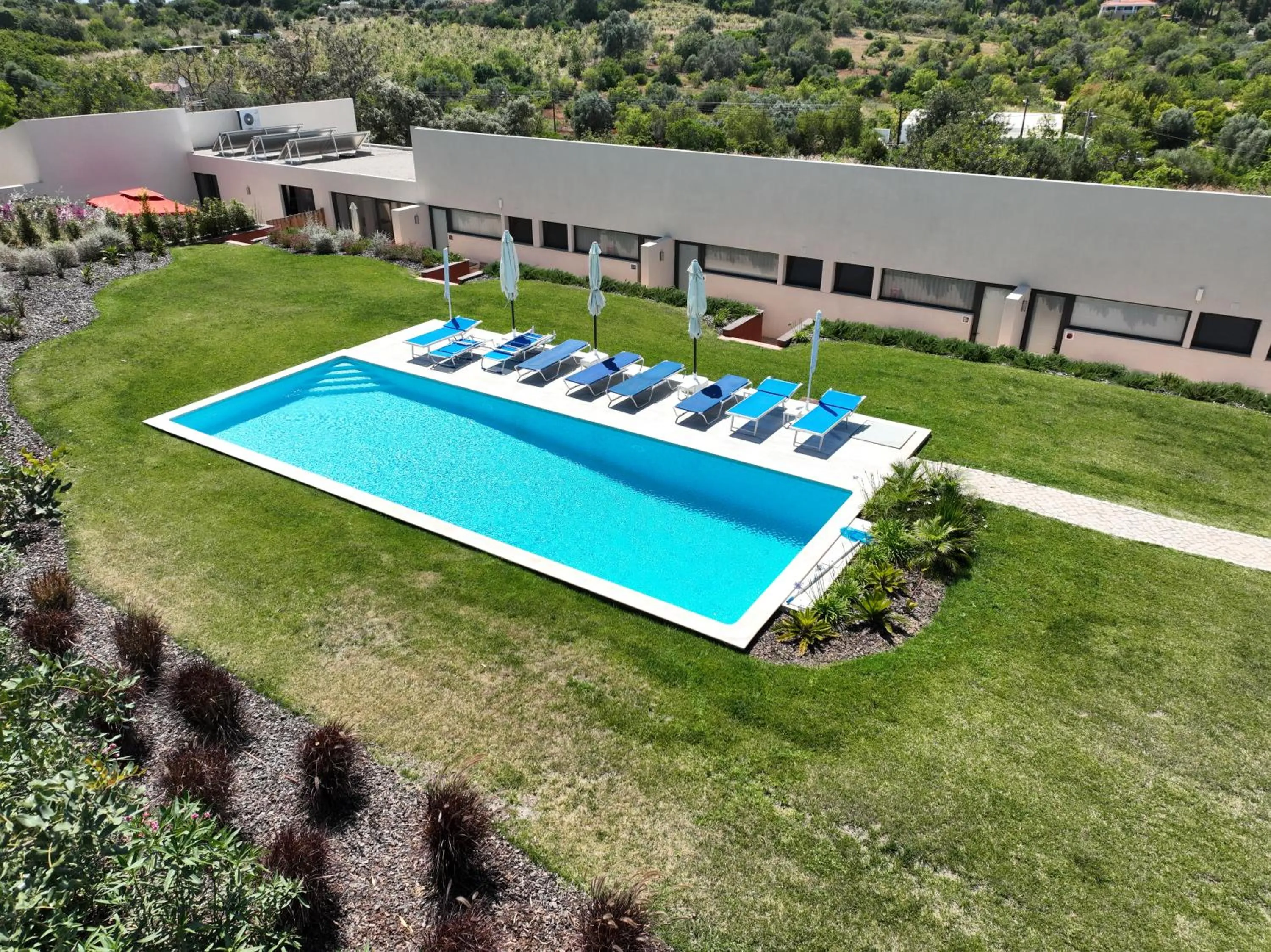 Swimming pool in Suites Sunny hill