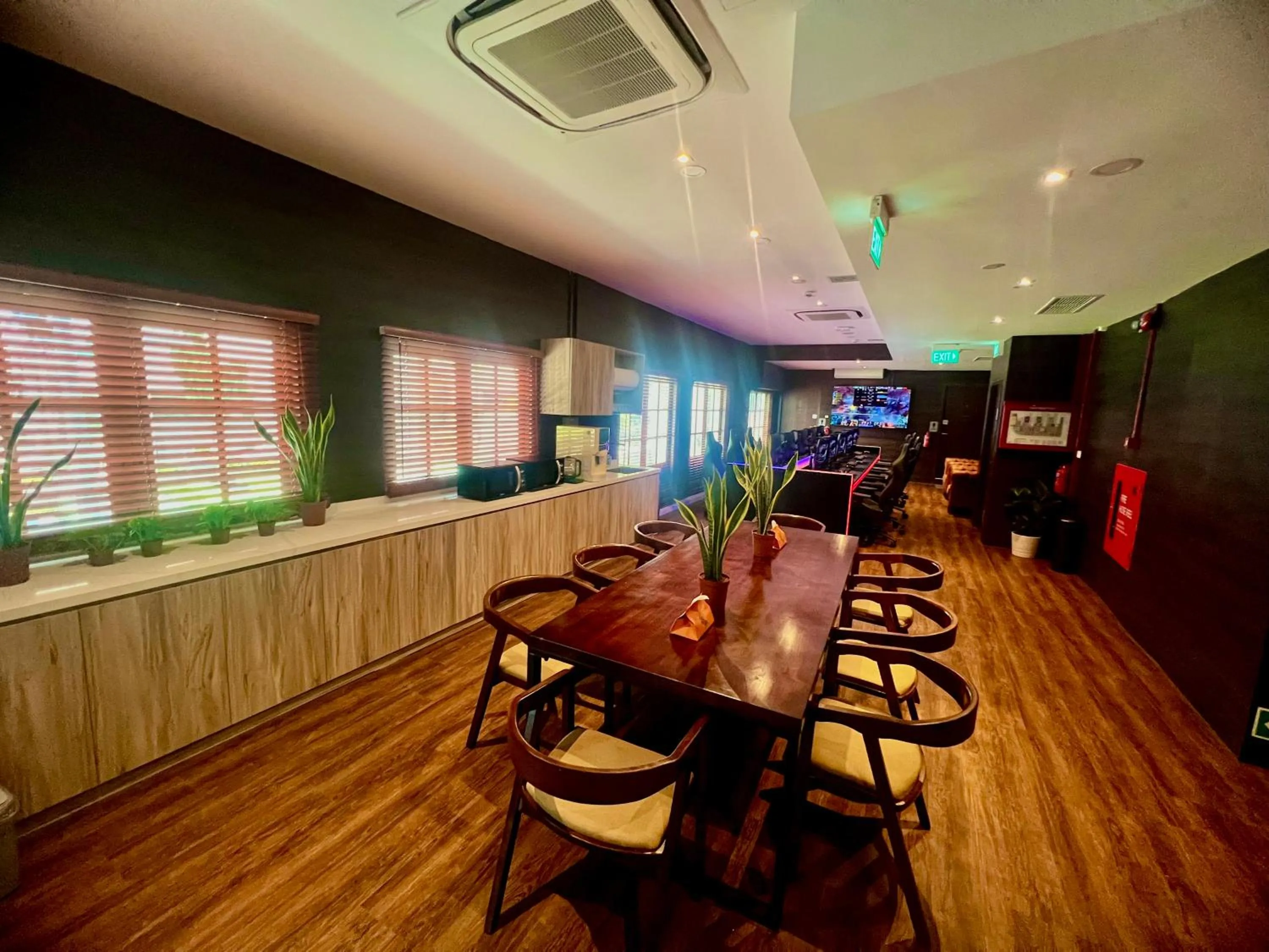 Communal kitchen in Arena eSports Hotel @ Bugis Village