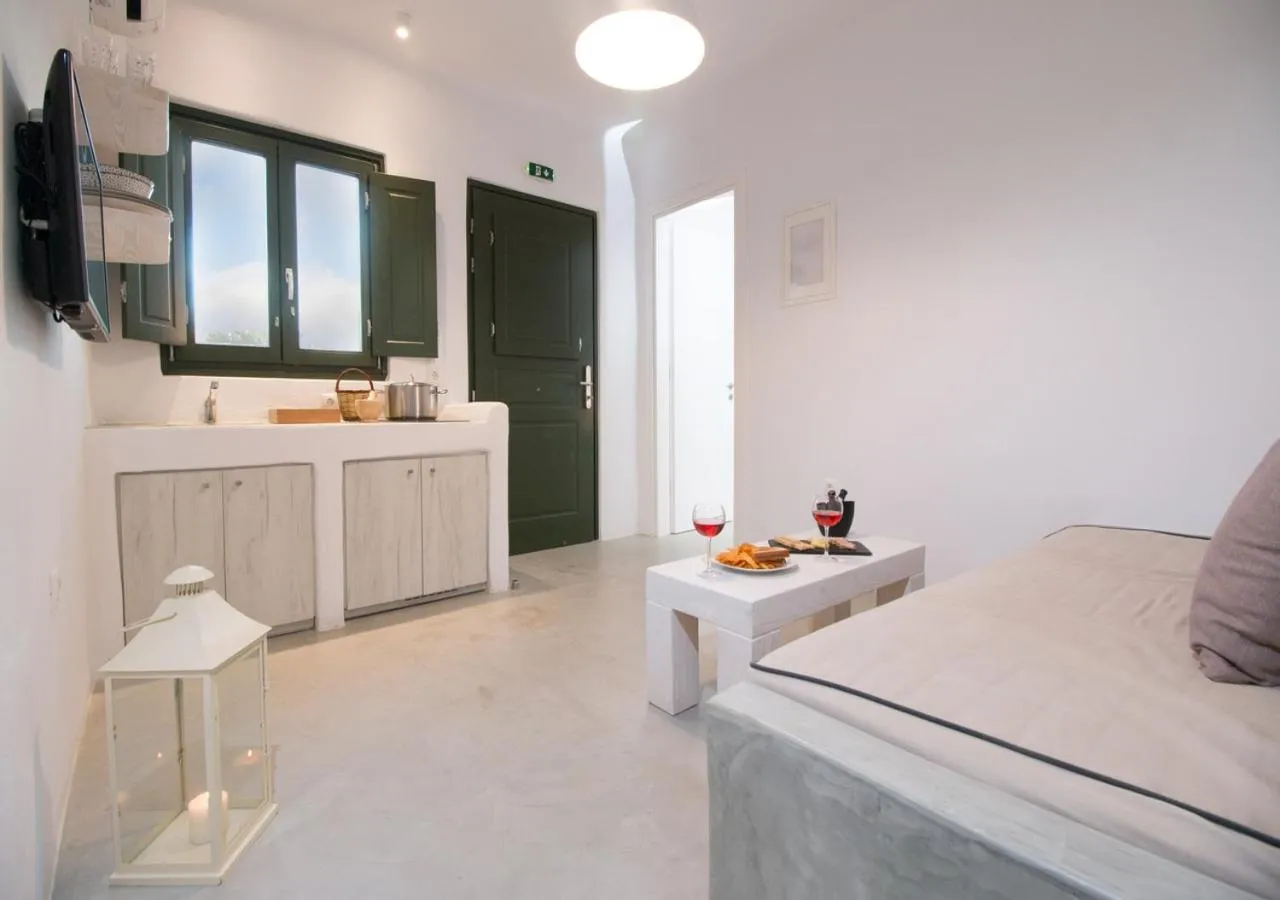 Seating area, Bed in Princess Of Naxos