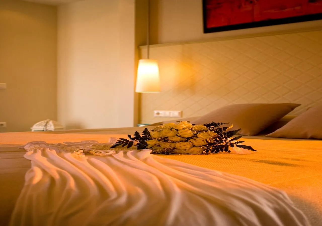 Bedroom, Bed in Princess Of Naxos