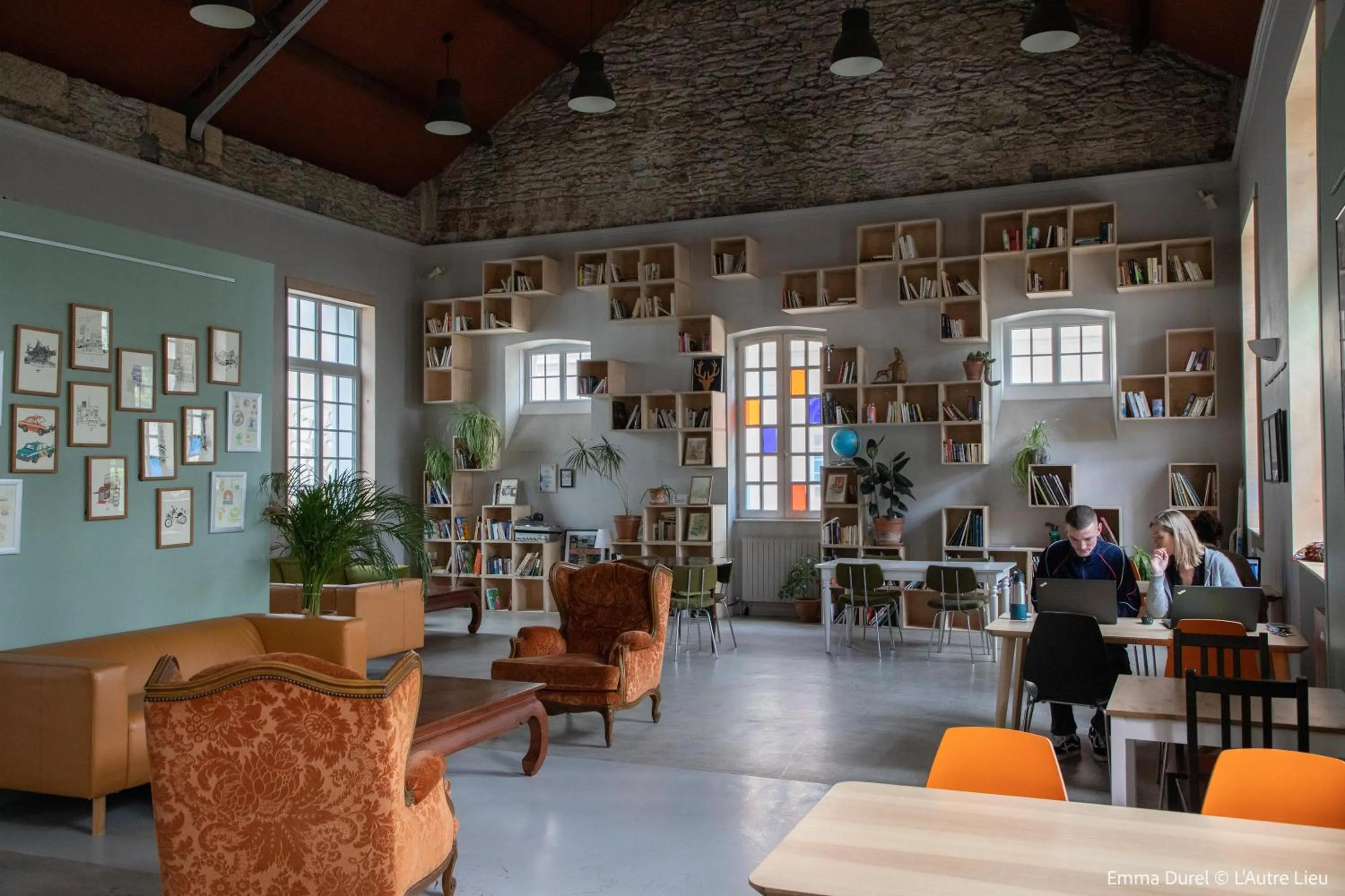 Lounge or bar in L'Autre Lieu