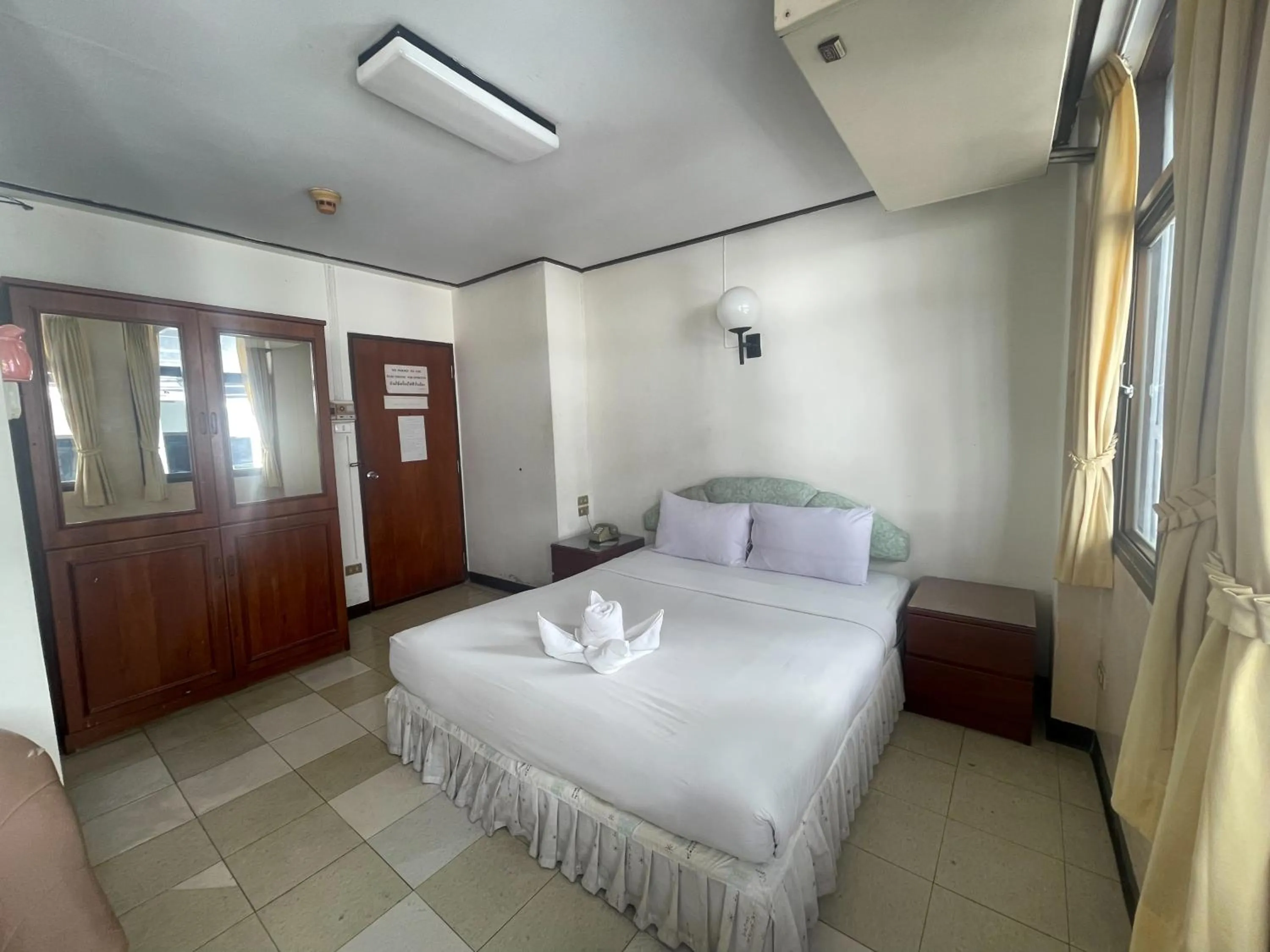 Bed in Residence inn