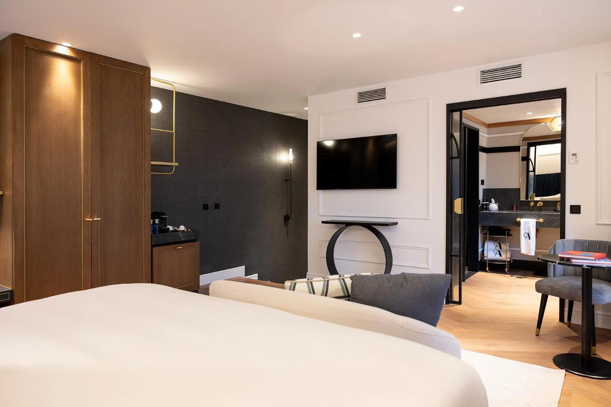 Bed in Palacio Arriluce Hotel - The Leading Hotels of the World