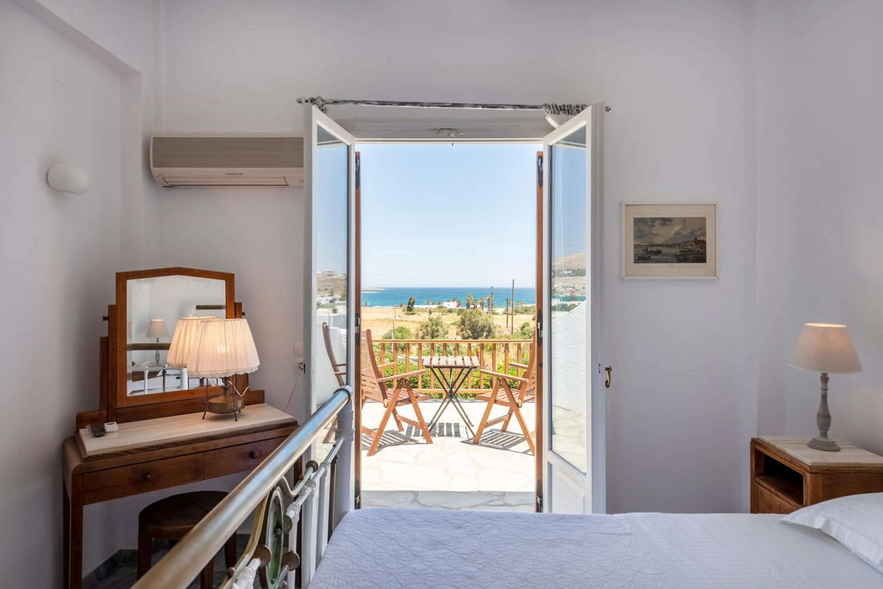 Bedroom, Bed in Hotel Swiss Home