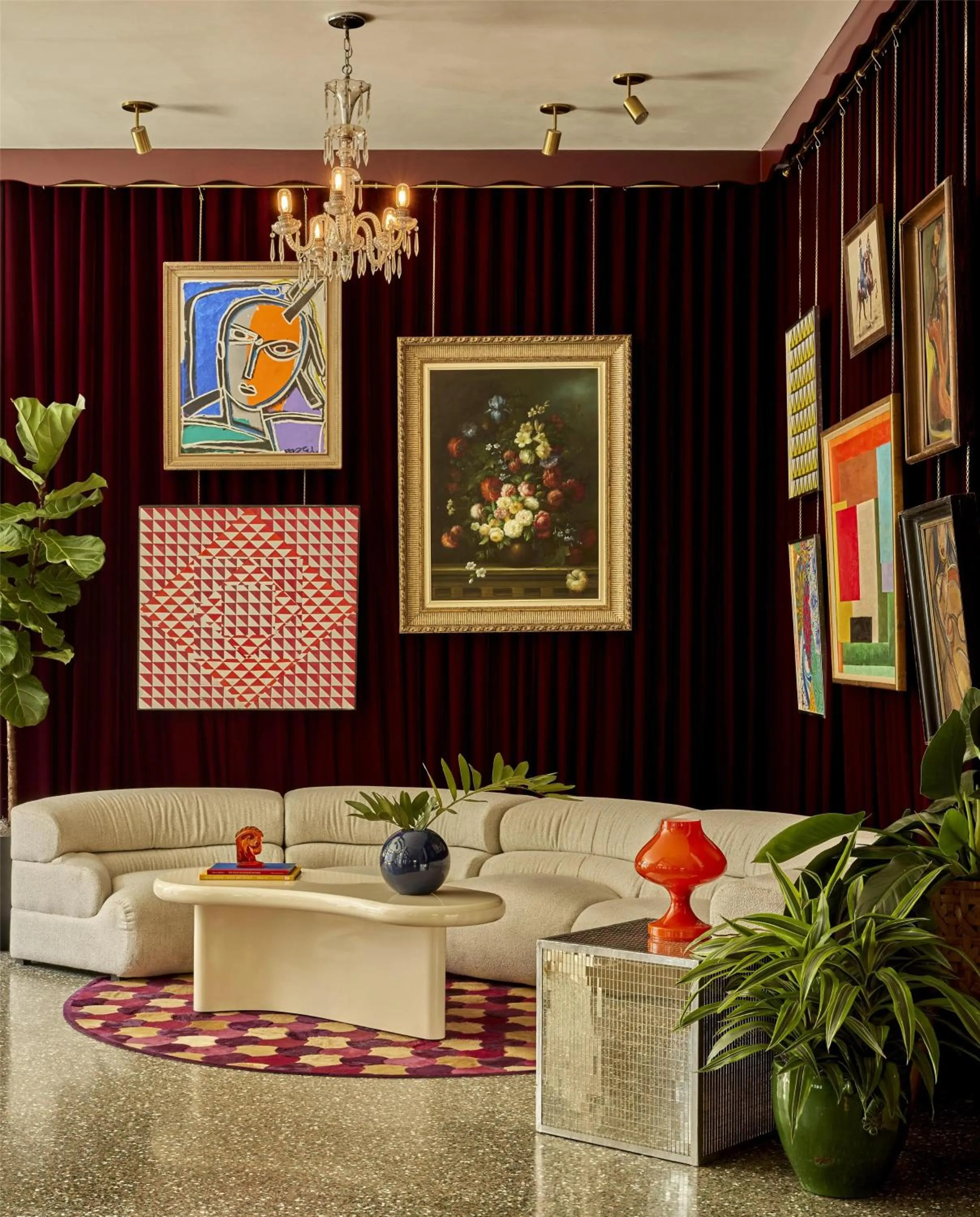 Lobby or reception in Hotel Genevieve, part of JdV by Hyatt