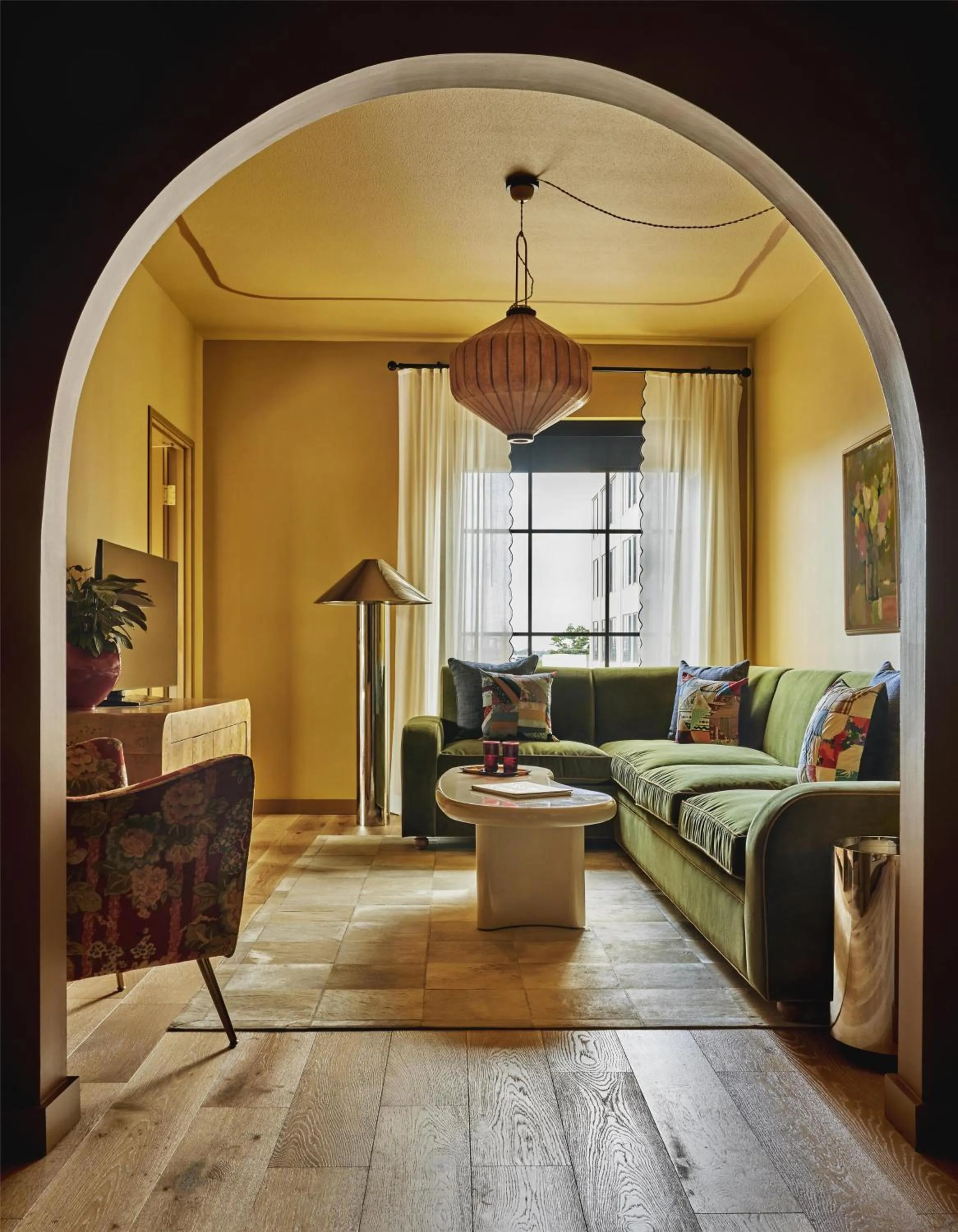 Photo of the whole room in Hotel Genevieve, part of JdV by Hyatt