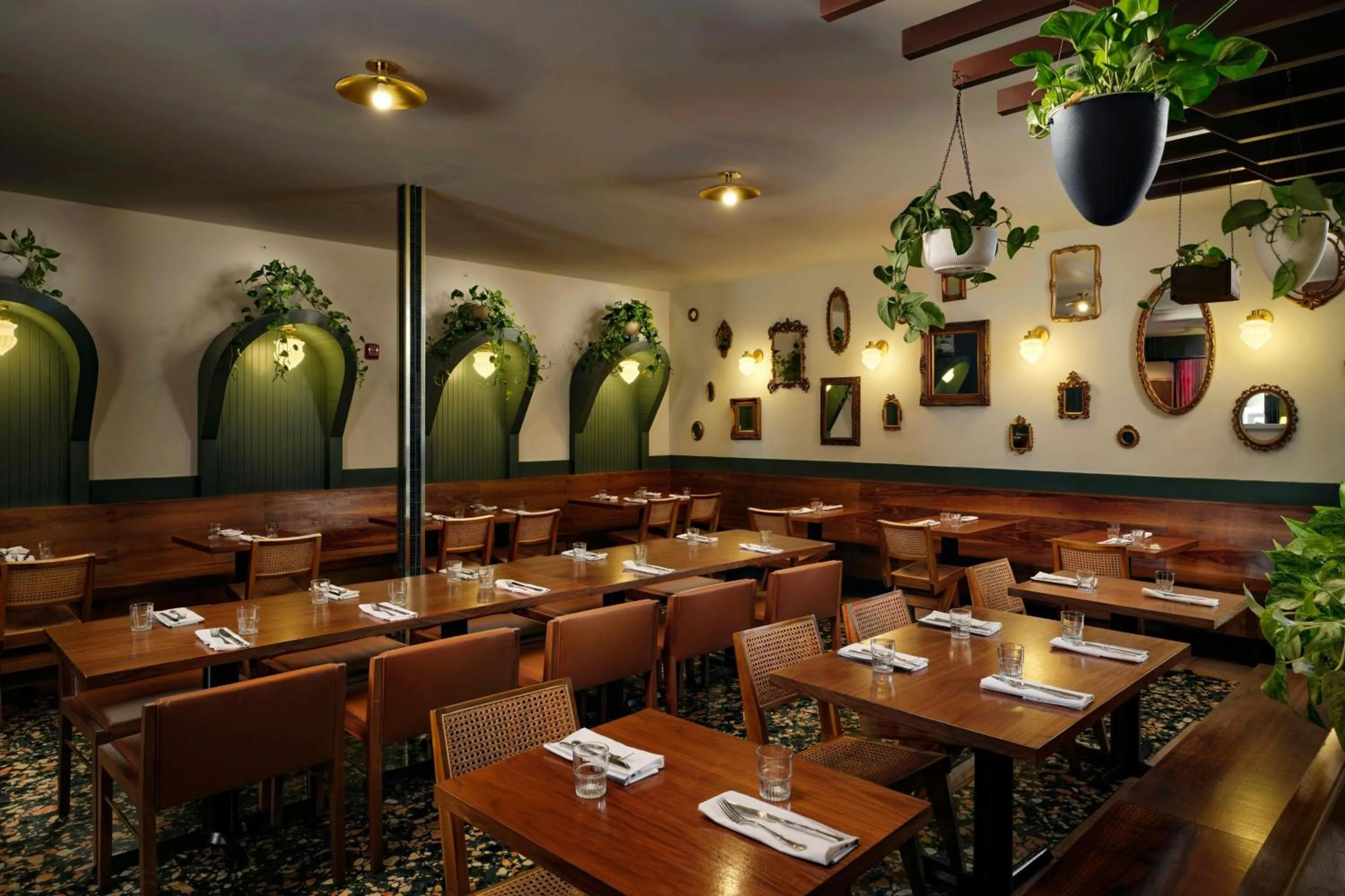 Lounge or bar in FOUND Hotels, Miami Beach, Series by Marriott