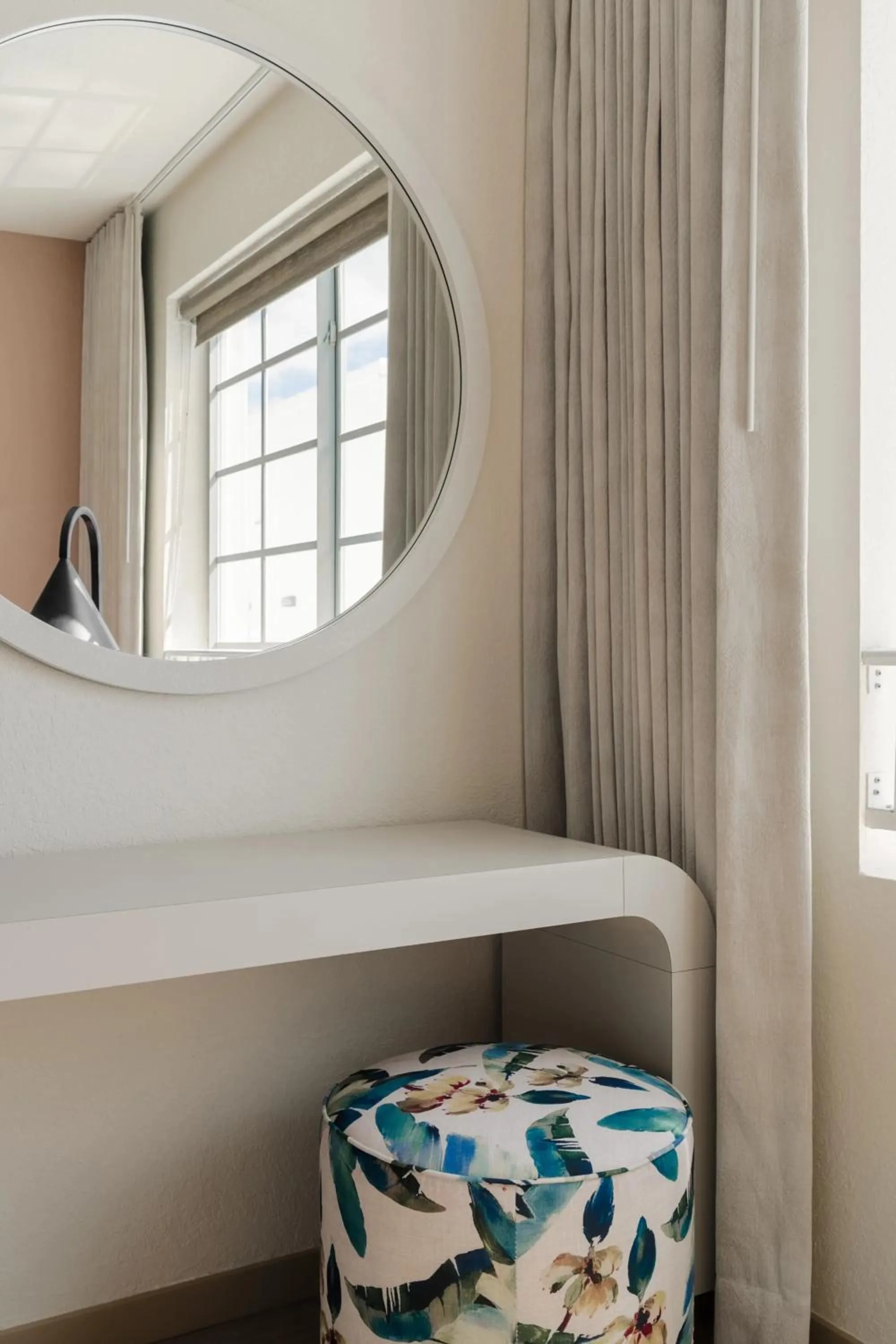 Bedroom, Bed in FOUND Hotel Miami Beach