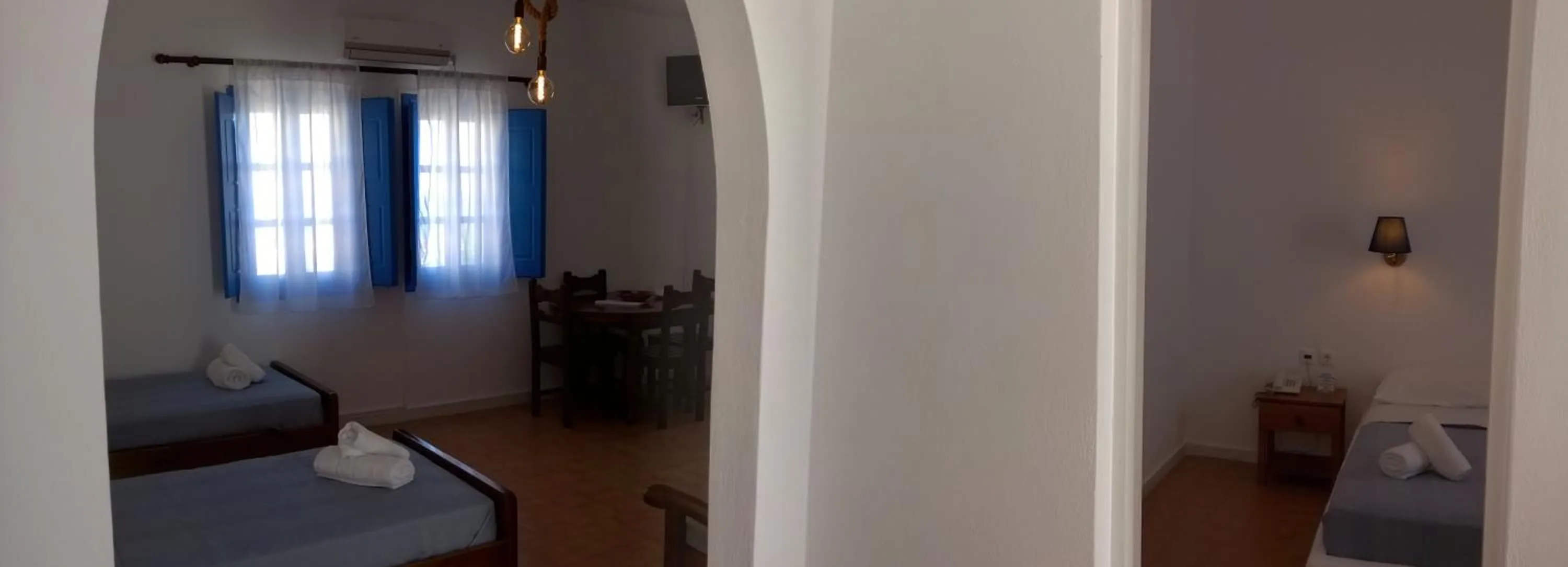 Bed in Laokasti Villas