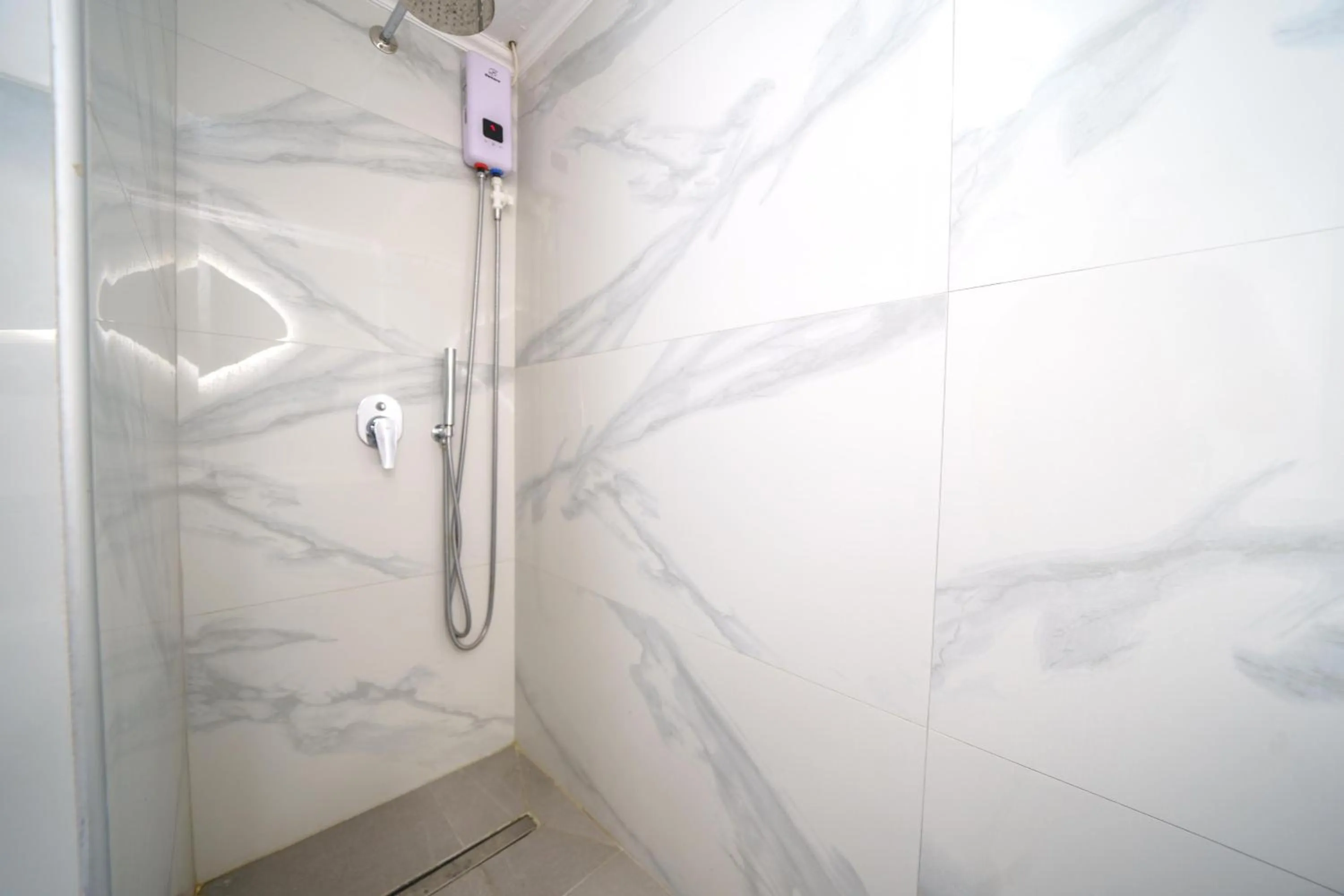 Bathroom in RODI BLUE apartments