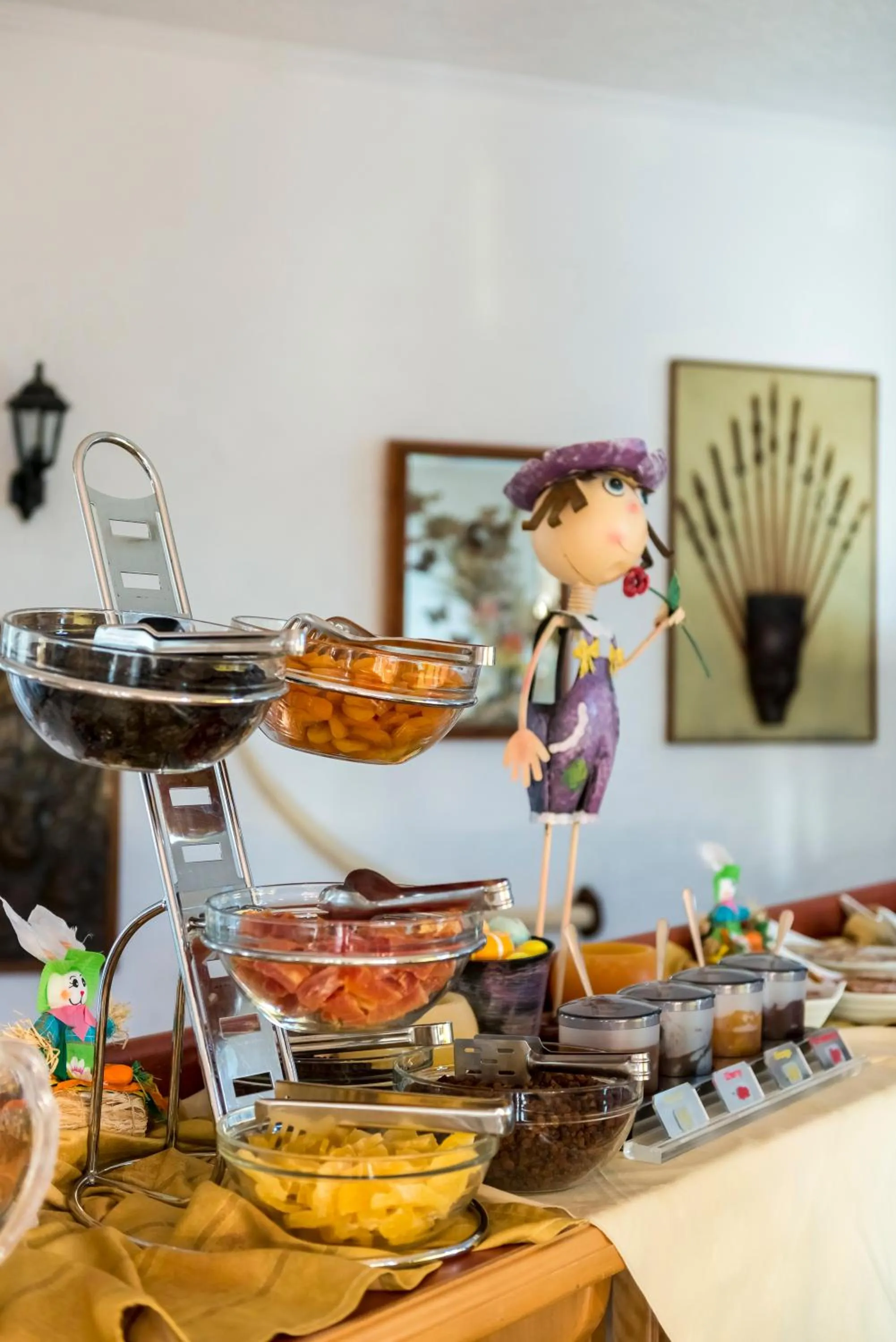 Restaurant/places to eat in Gaia Garden