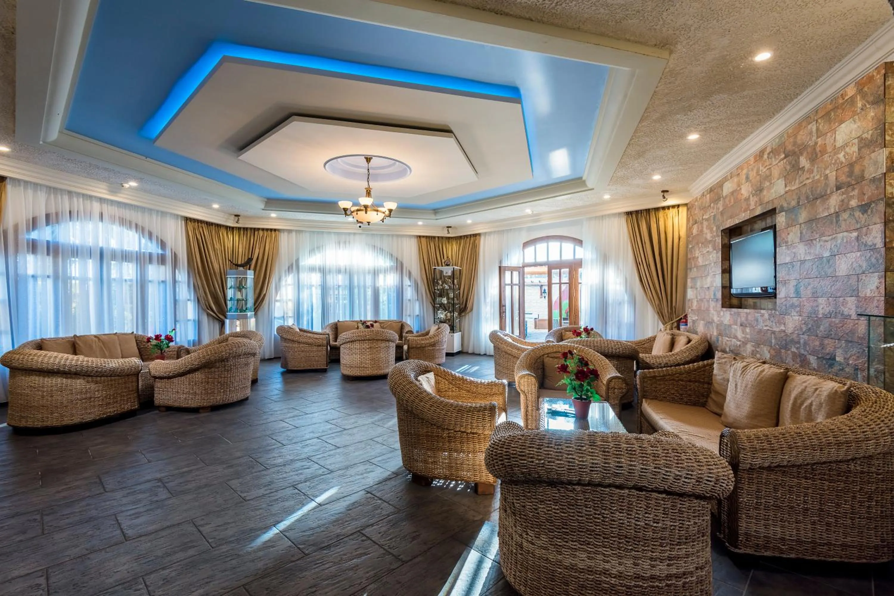 Communal lounge/ TV room in Gaia Garden