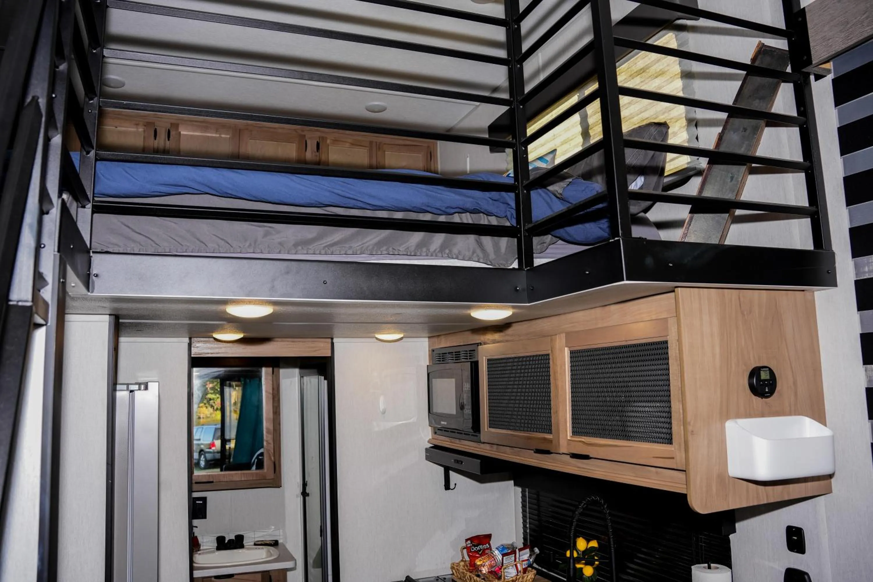 Bedroom in Bells Marina & Fishing Resort - Santee Lake Marion by I95 - Family Adventure, Pets on Request!