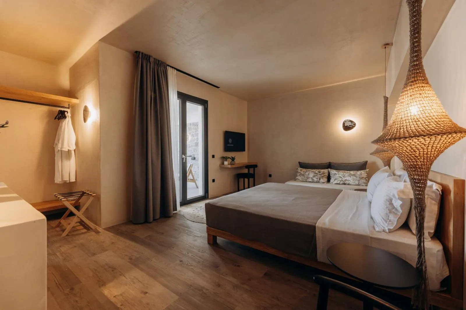 Photo of the whole room, Bed in Princess Luxury Suites Adults Only - Princess Hotels Collection