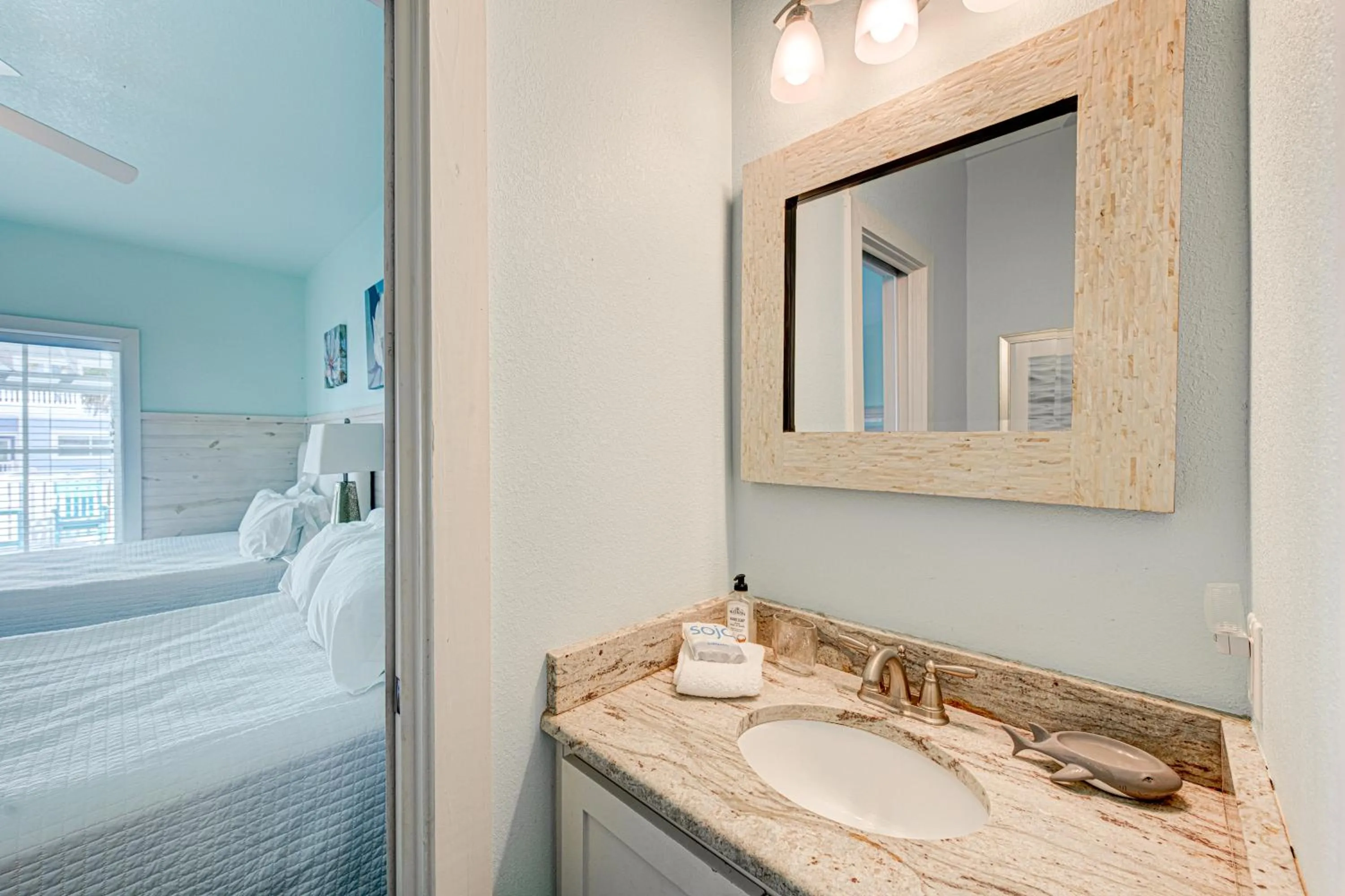 Other, Bed in Big Kahuna BB913