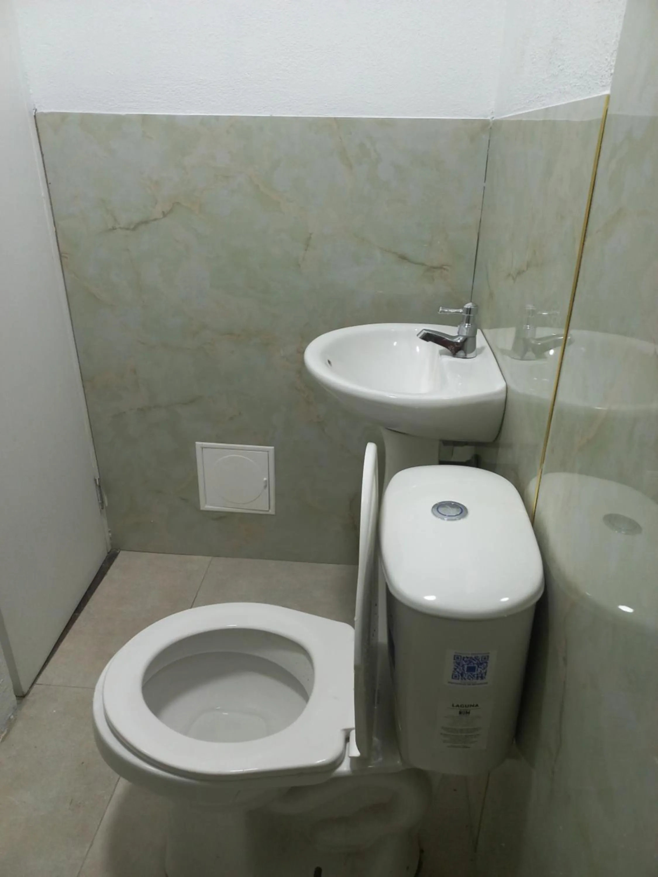 Bathroom in LODGE ELIZABETH HOUSE