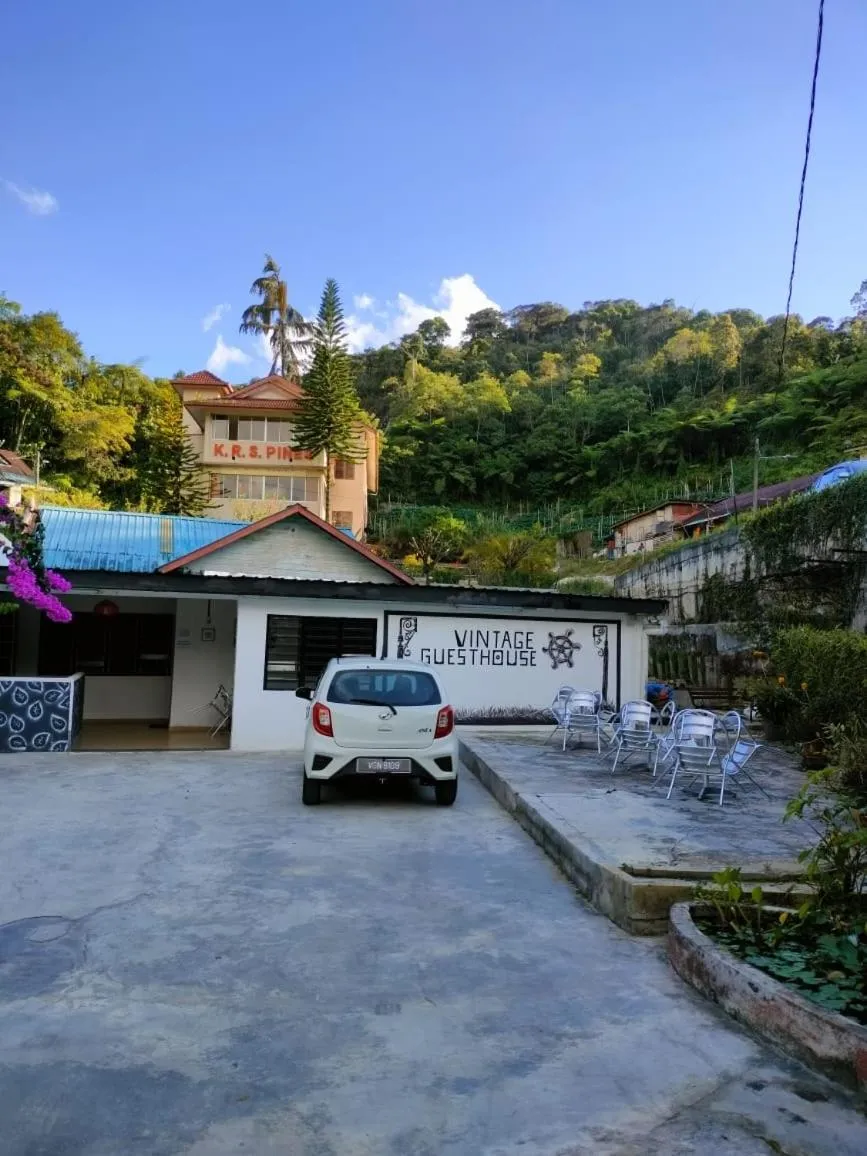 Property building in Vintage Guesthouse