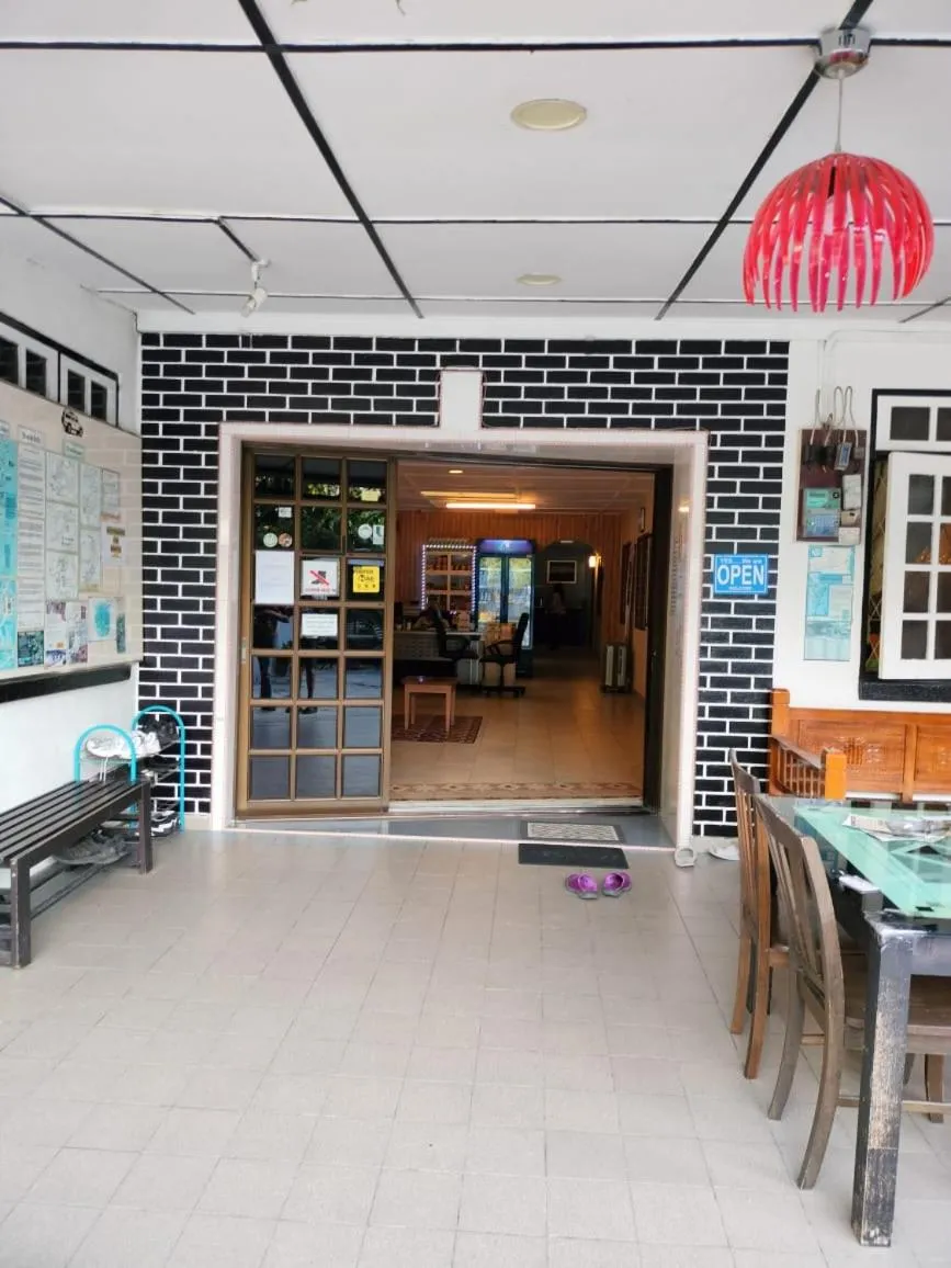 Area and facilities in Vintage Guesthouse