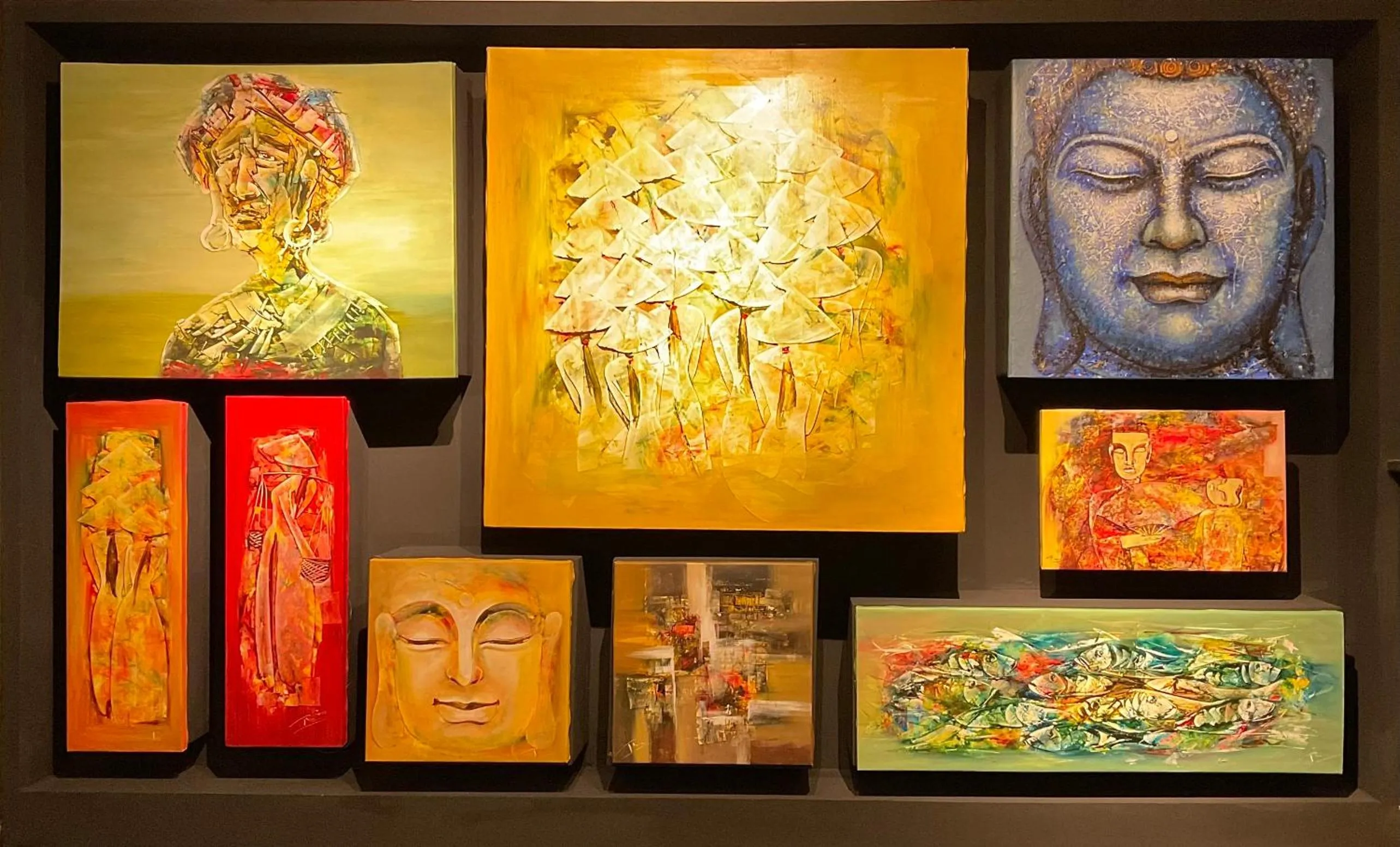 Decorative detail in Việt Nam Hotel