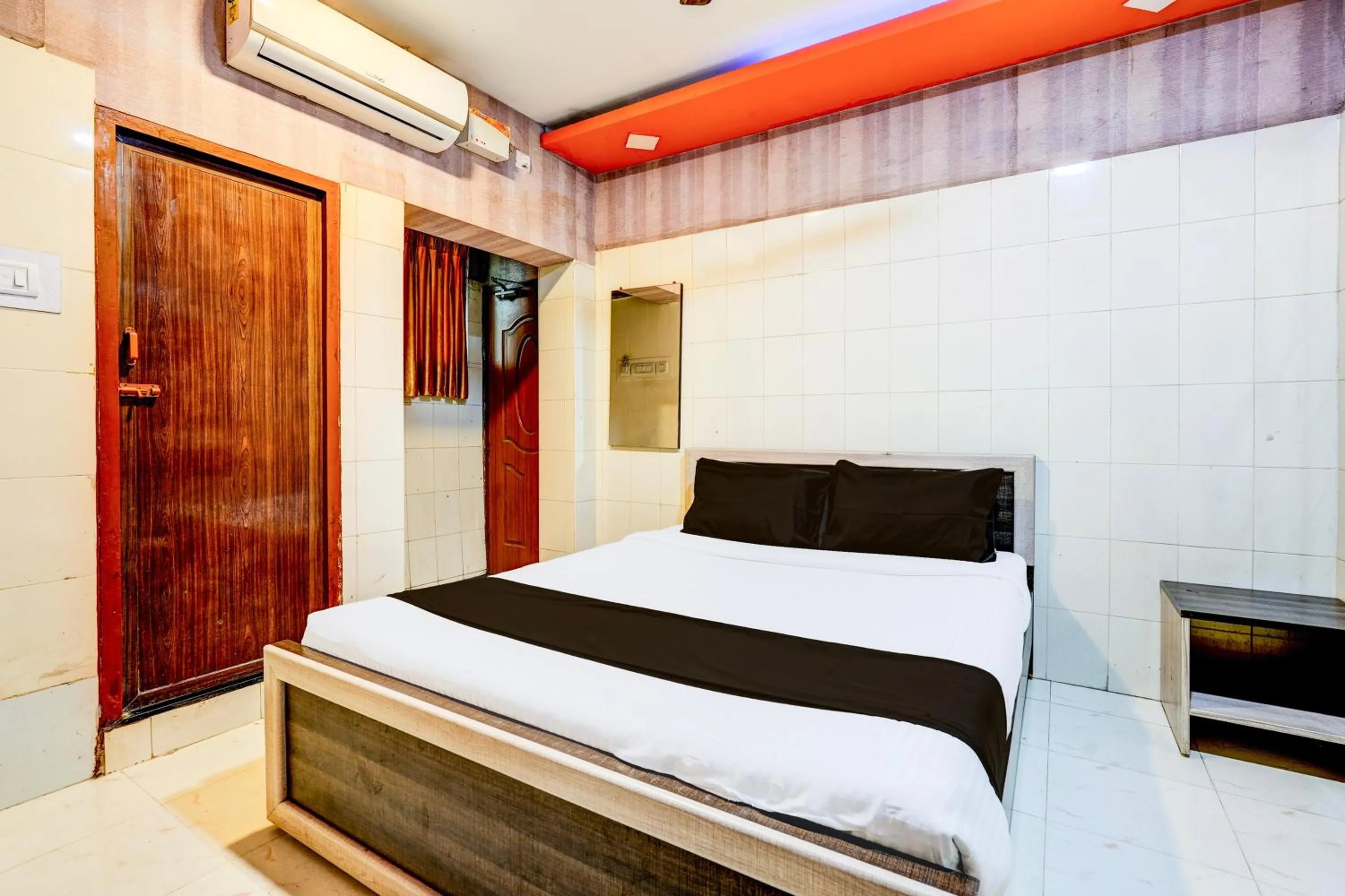 Bedroom in Hotel O MIZPAH INN