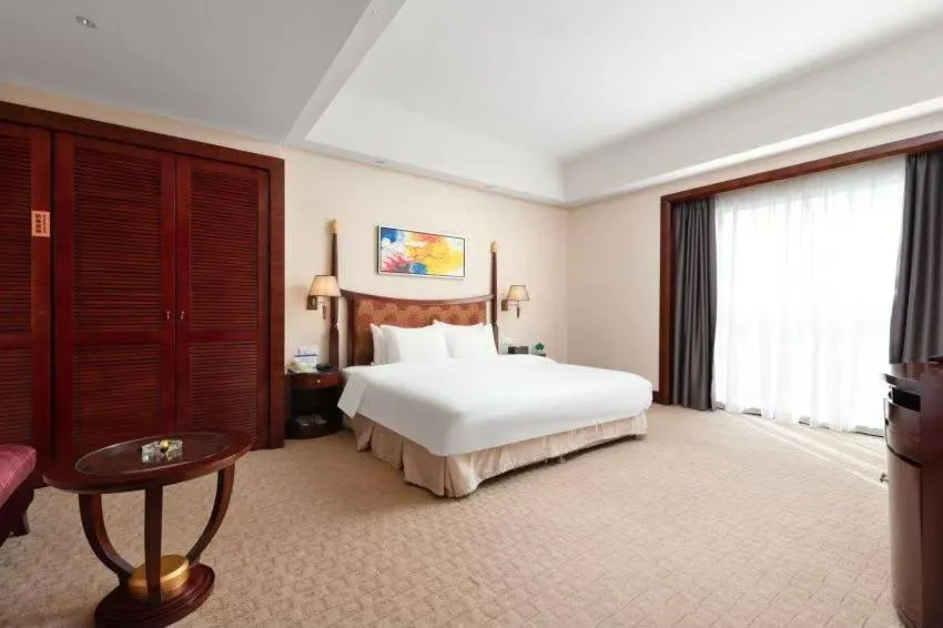 Bed in 深圳国际会展中心凯嘉酒店-Shenzhen Kaijia Hotel-Shenzhen-World