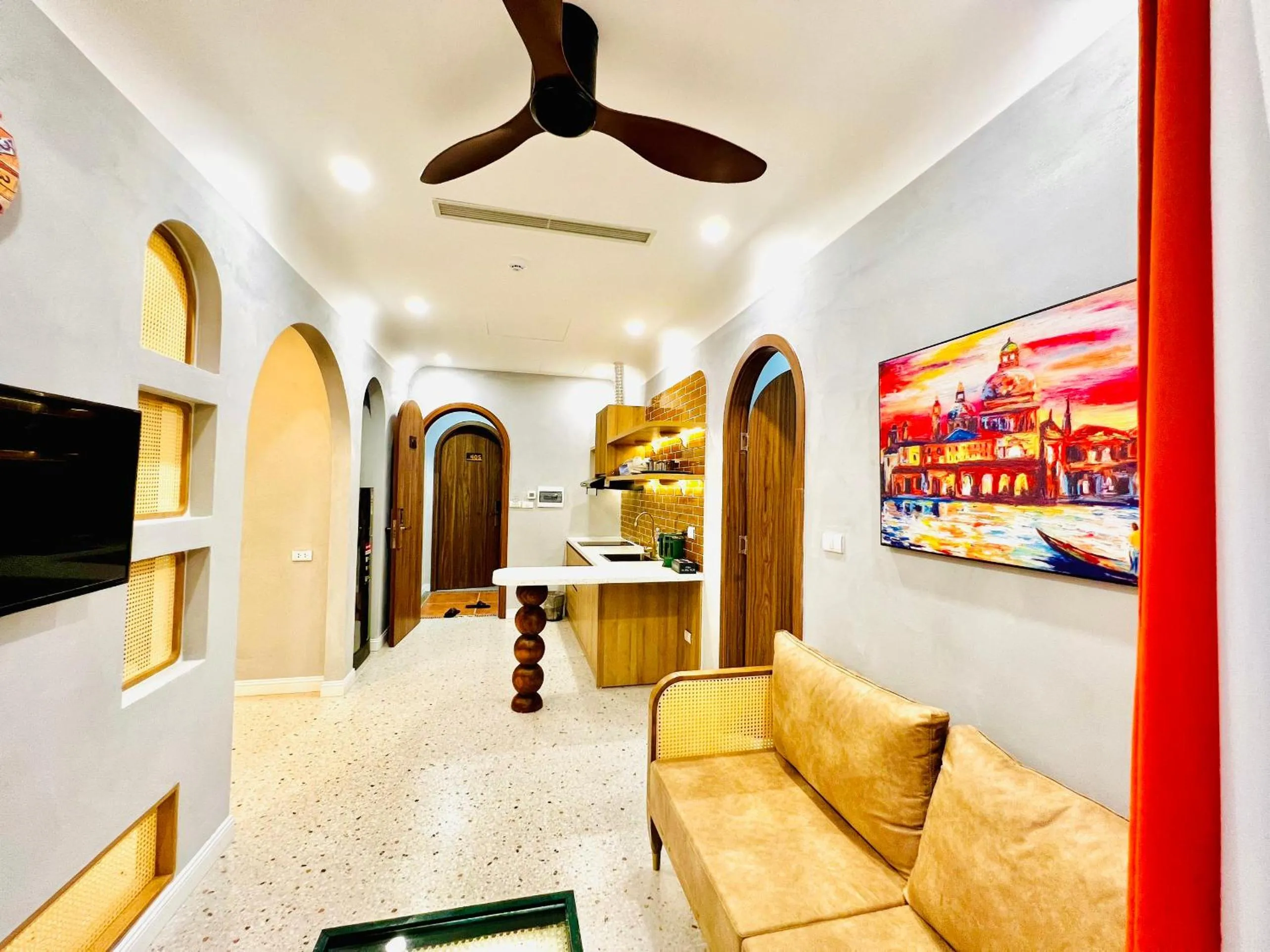 Communal lounge/ TV room in Rova Hotel Phú Quốc