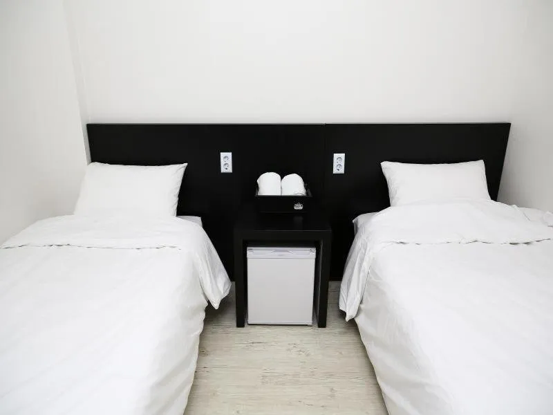 Bed in Ekonomy Hotel