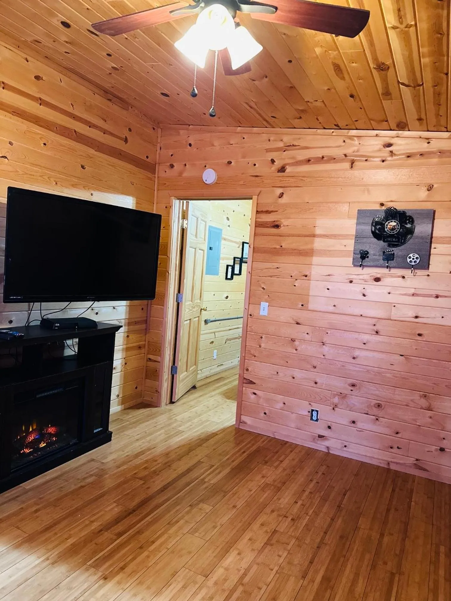 Country Cabins Hotel