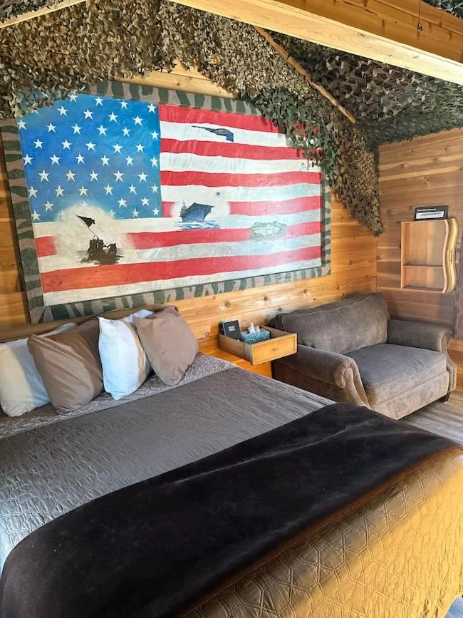 Bed in Country Cabins Hotel