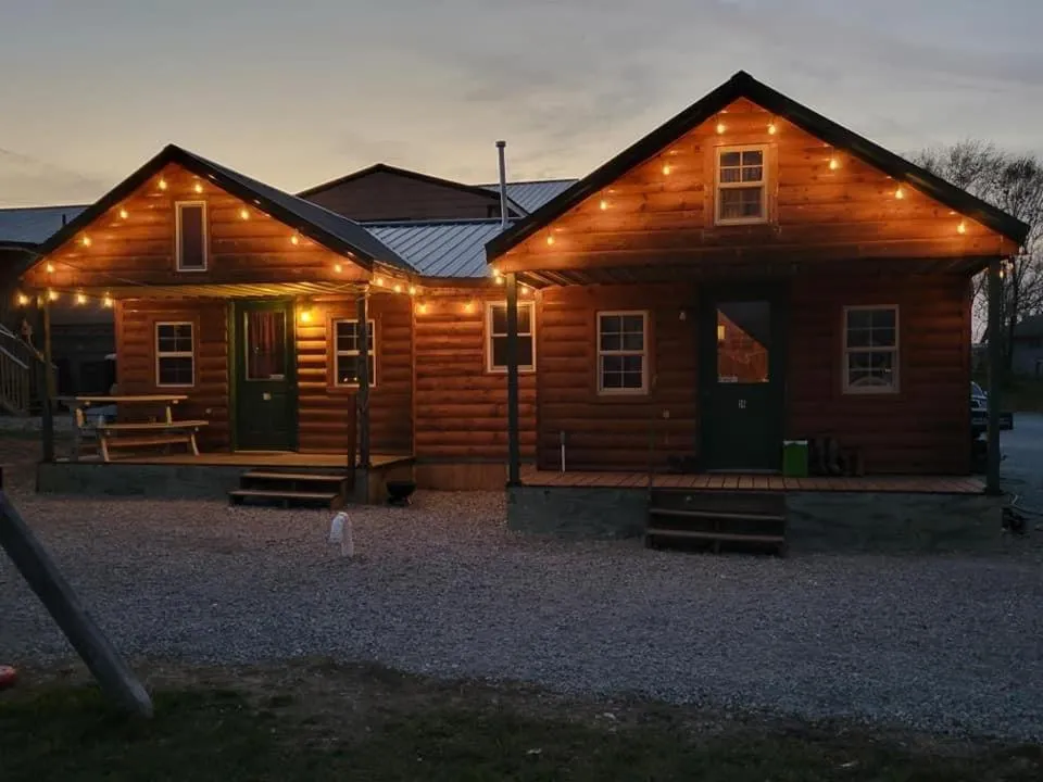 Country Cabins Hotel