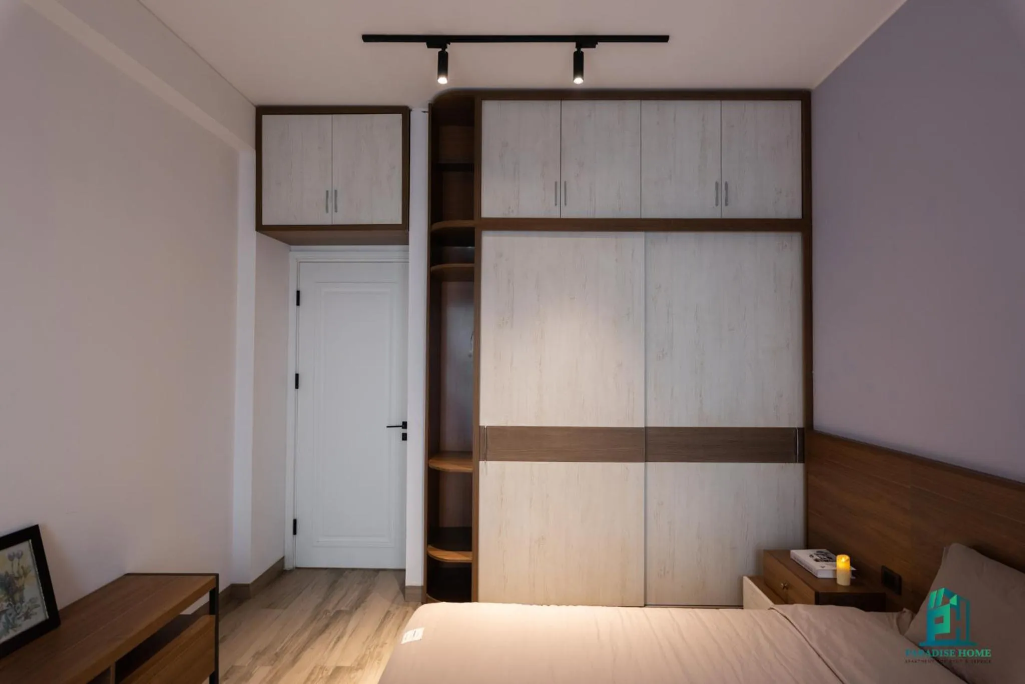 wardrobe, Bed in Luxe Paradise Residence 88 Tu Hoa