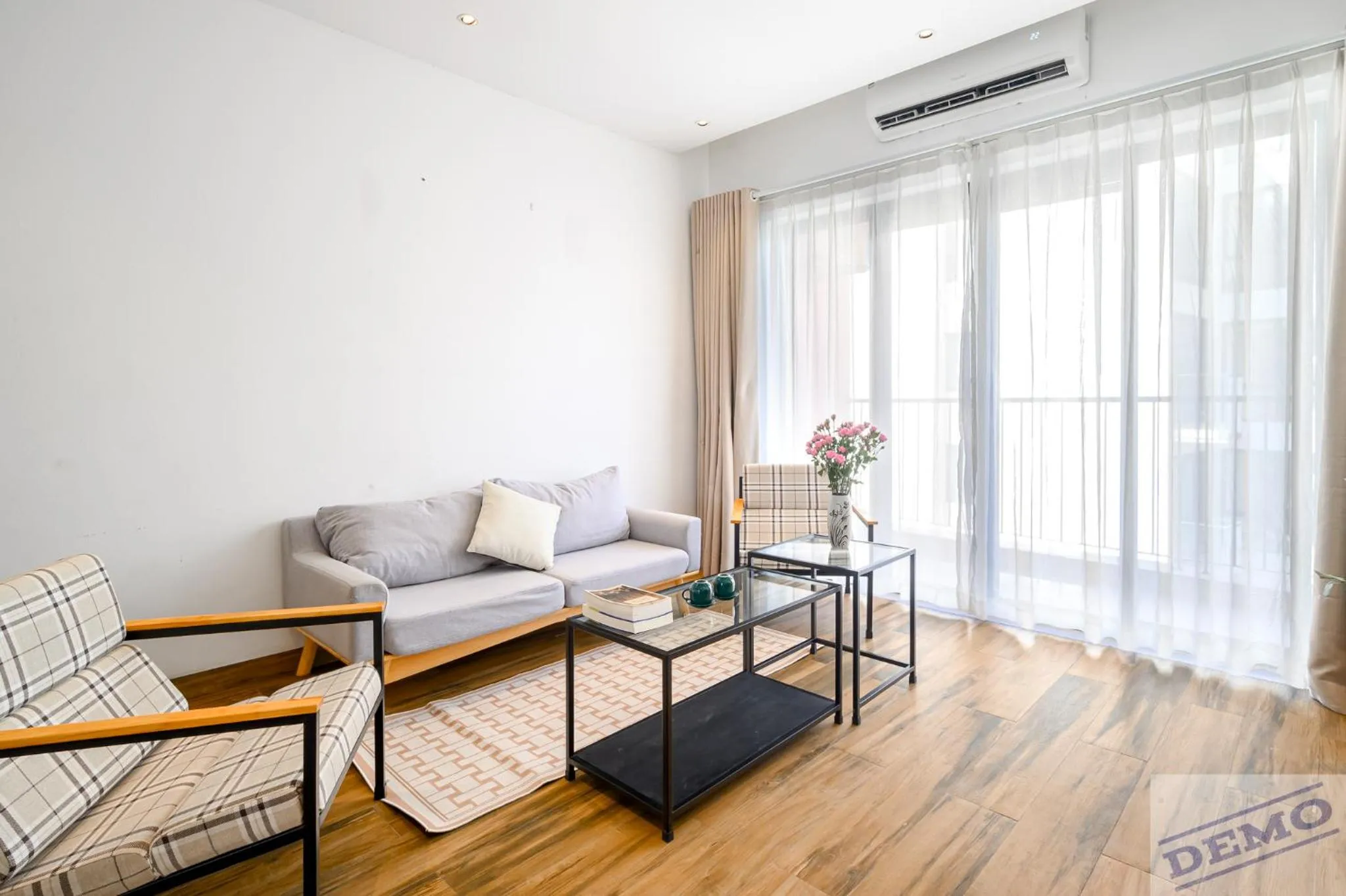 Living room in Luxe Paradise Residence 88 Tu Hoa