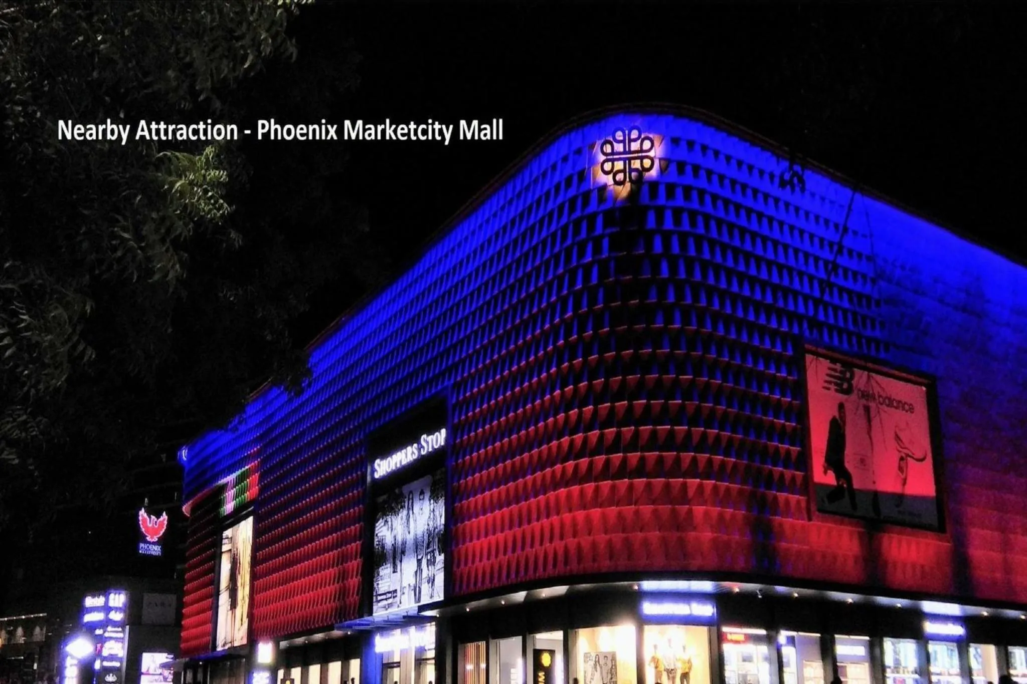 Nearby landmark in Pine Tree Signature