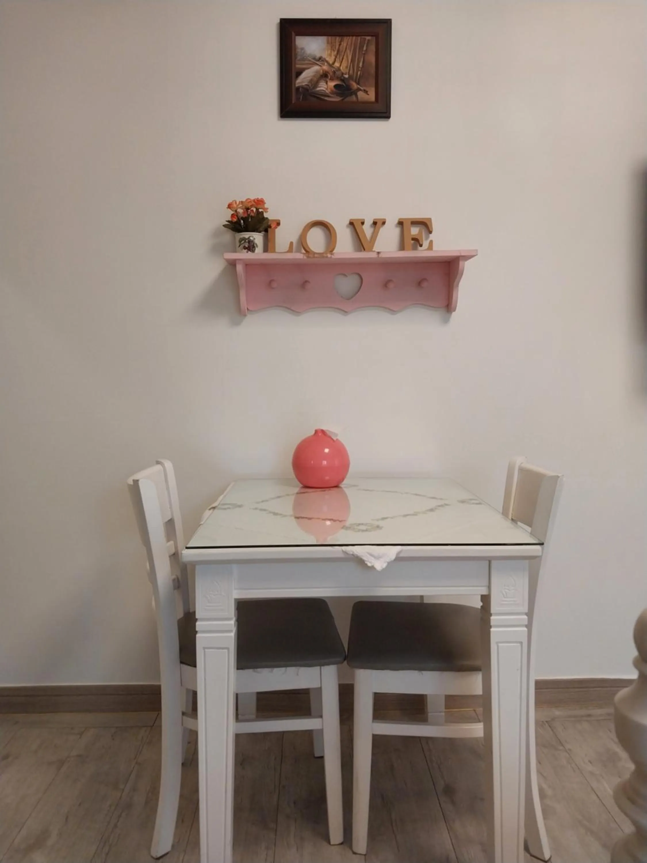 Dining area in Another world pension