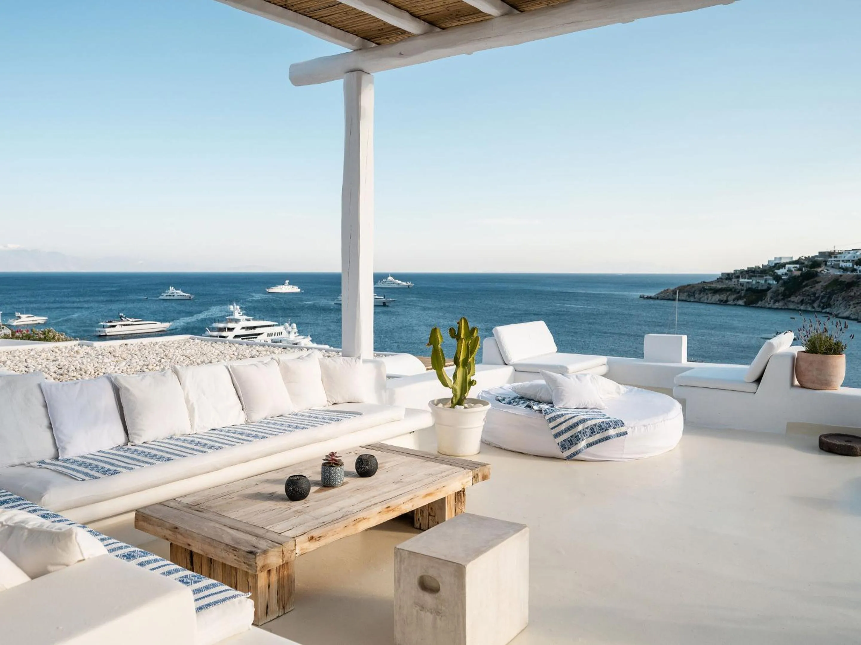 Day in Mykonos Blu, A Grecotel Resort to Live