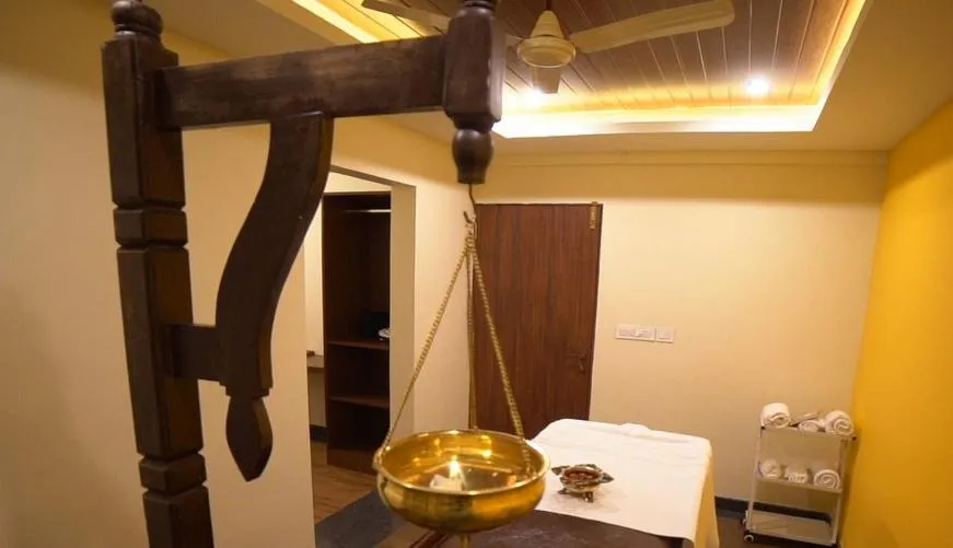 Massage in Aananda Wellness and Resorts