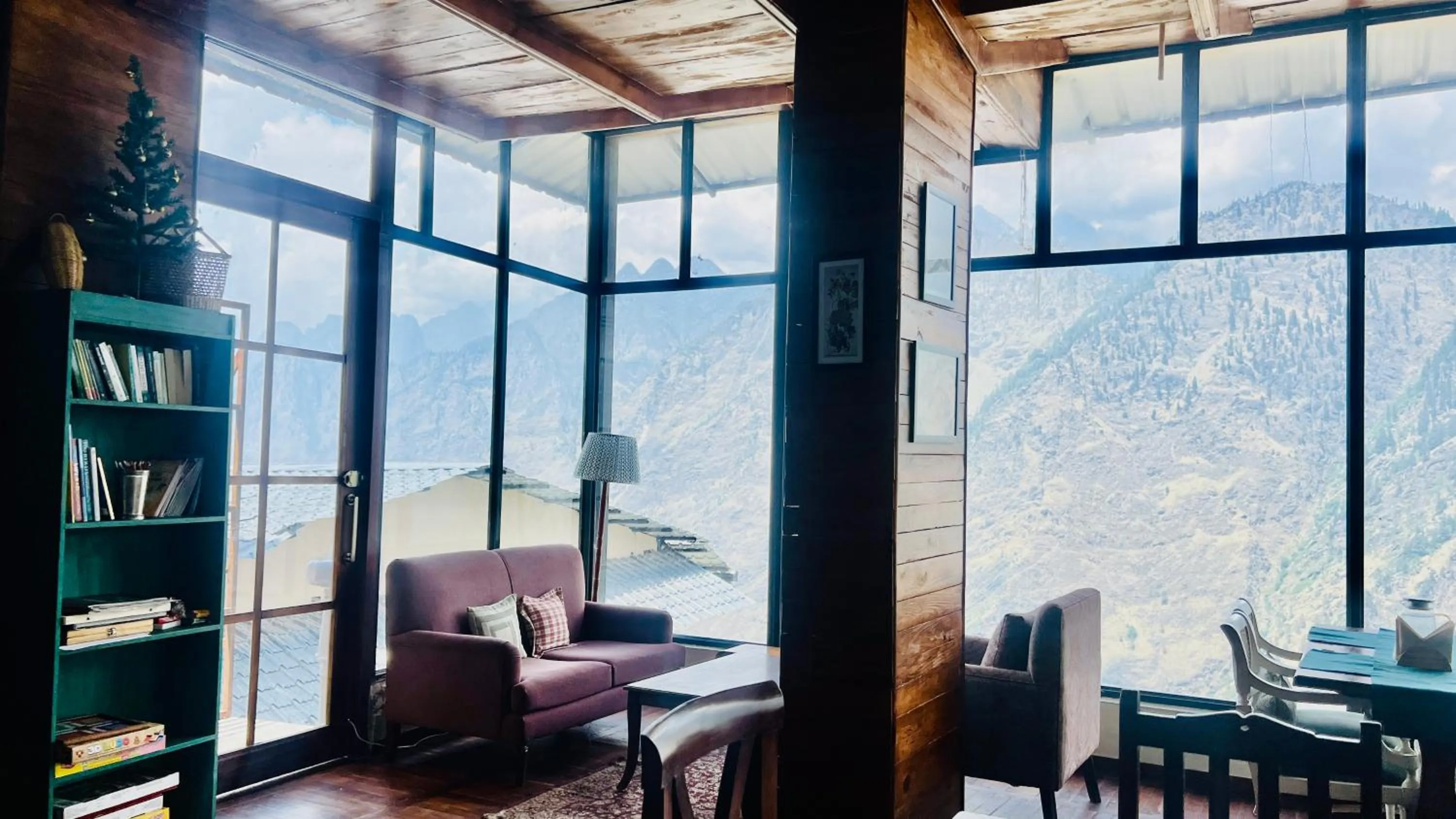 Faraway Cottages, Auli
