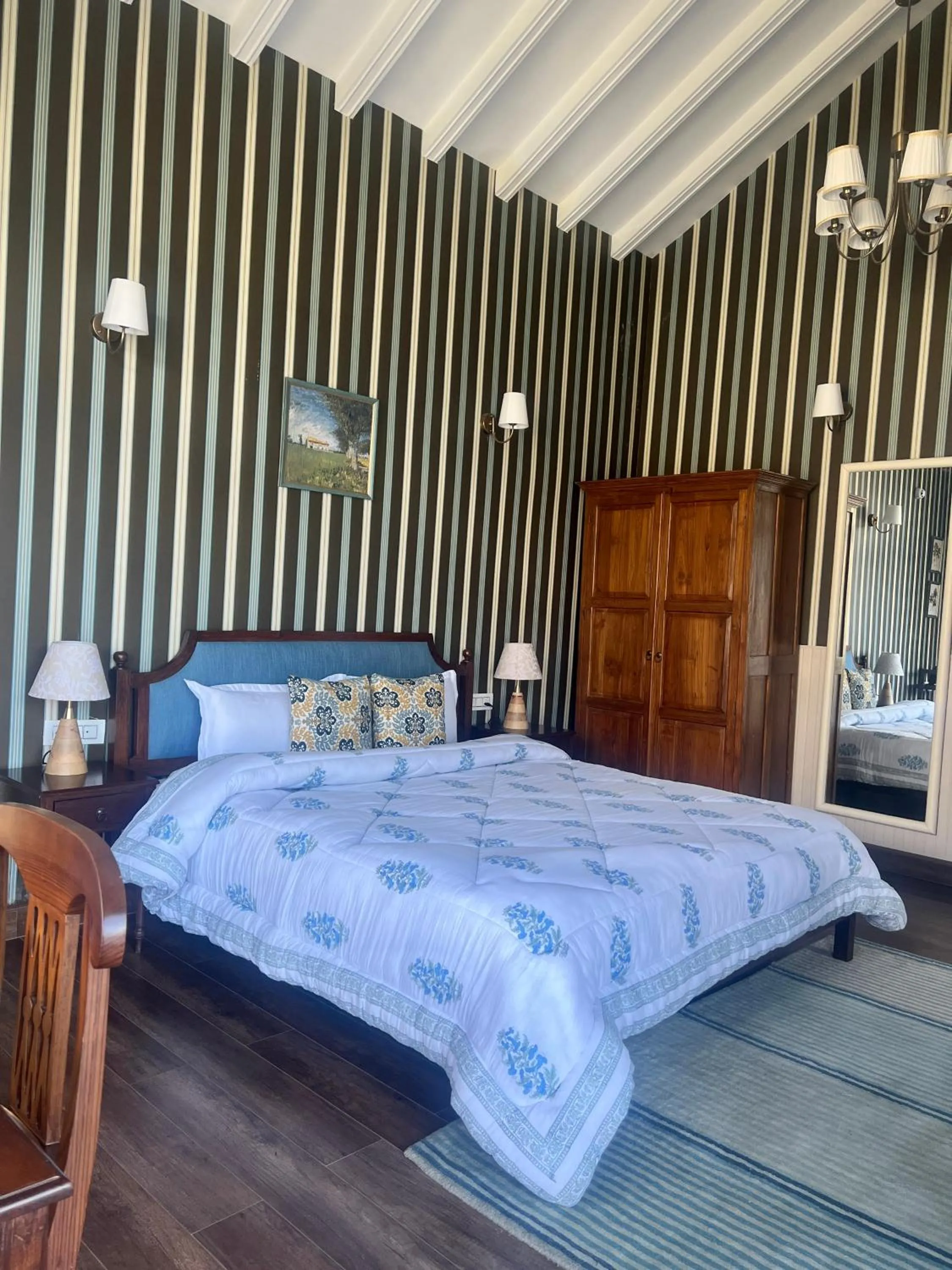 Bed in Faraway Cottages, Auli