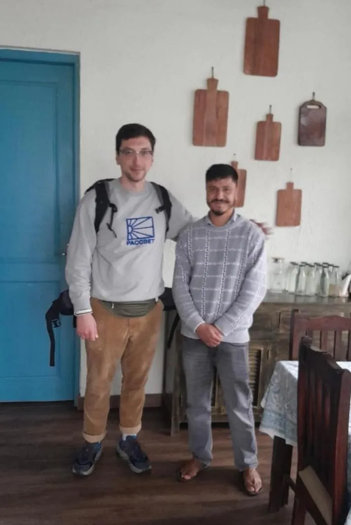 Guests in Faraway Cottages, Auli