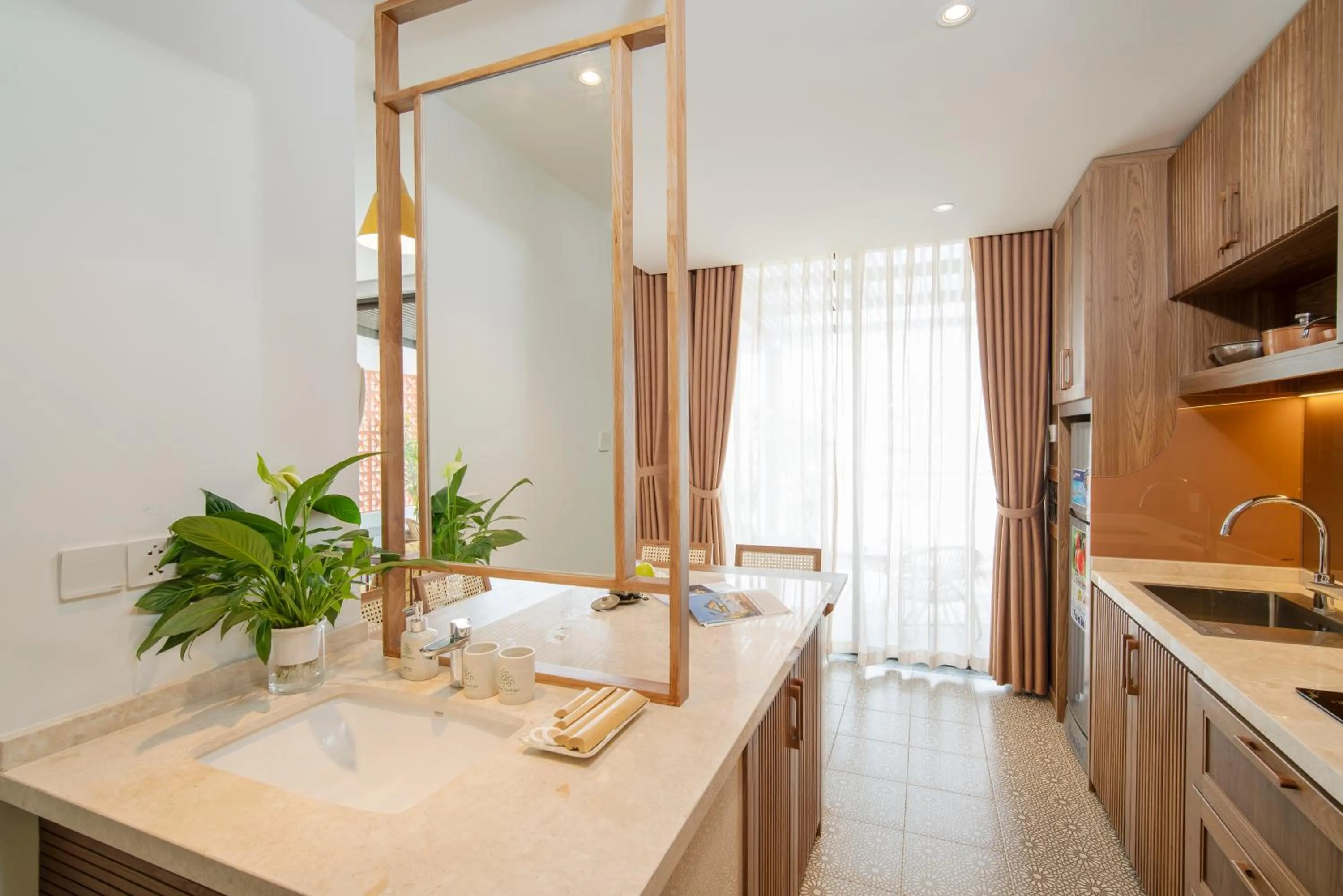 Kitchen or kitchenette in Bonny Boutique Hotel Da Nang